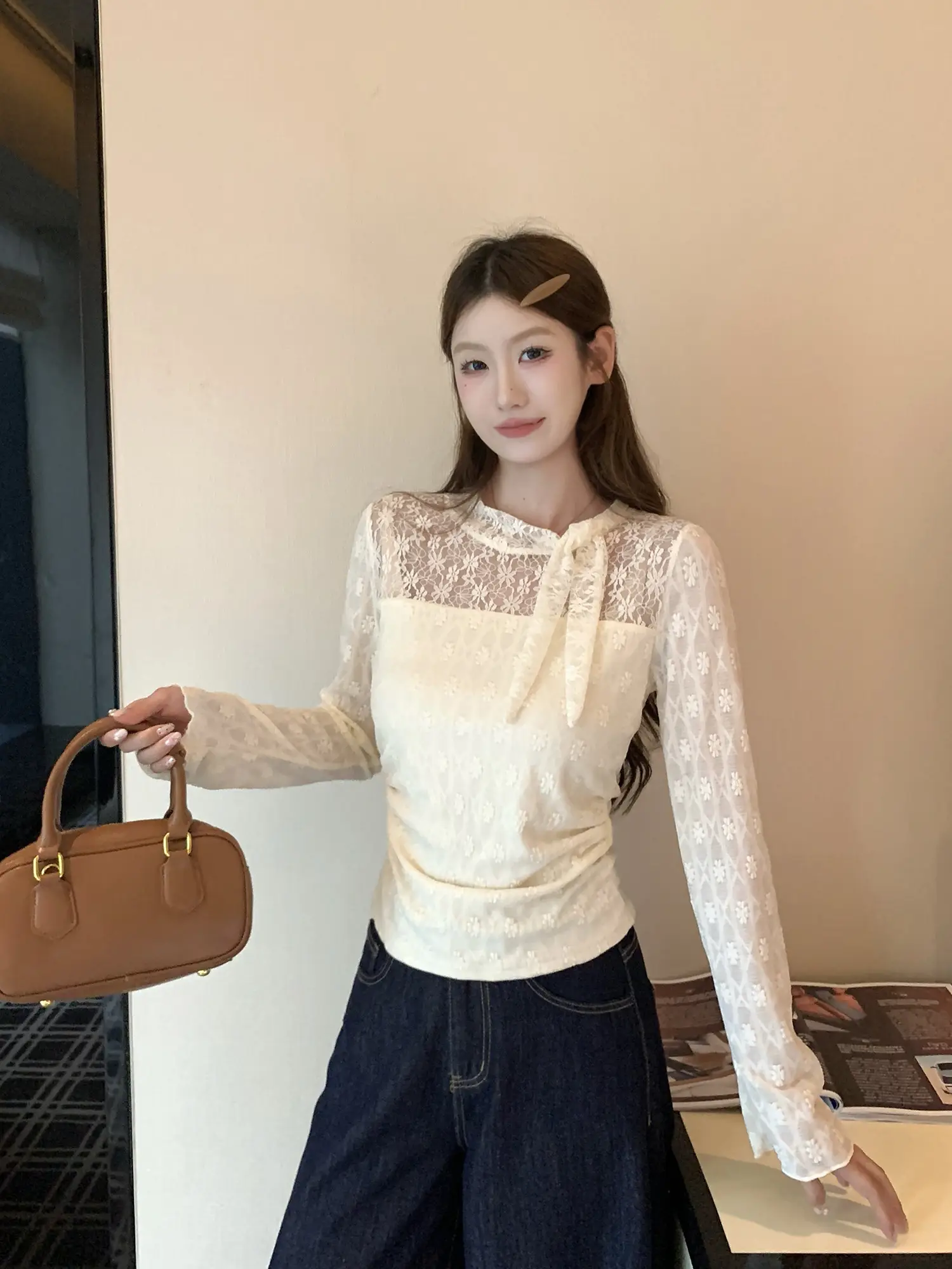 프렌치 레이스 끈 디테일 플레어 소매 니트 상세 이미지 10