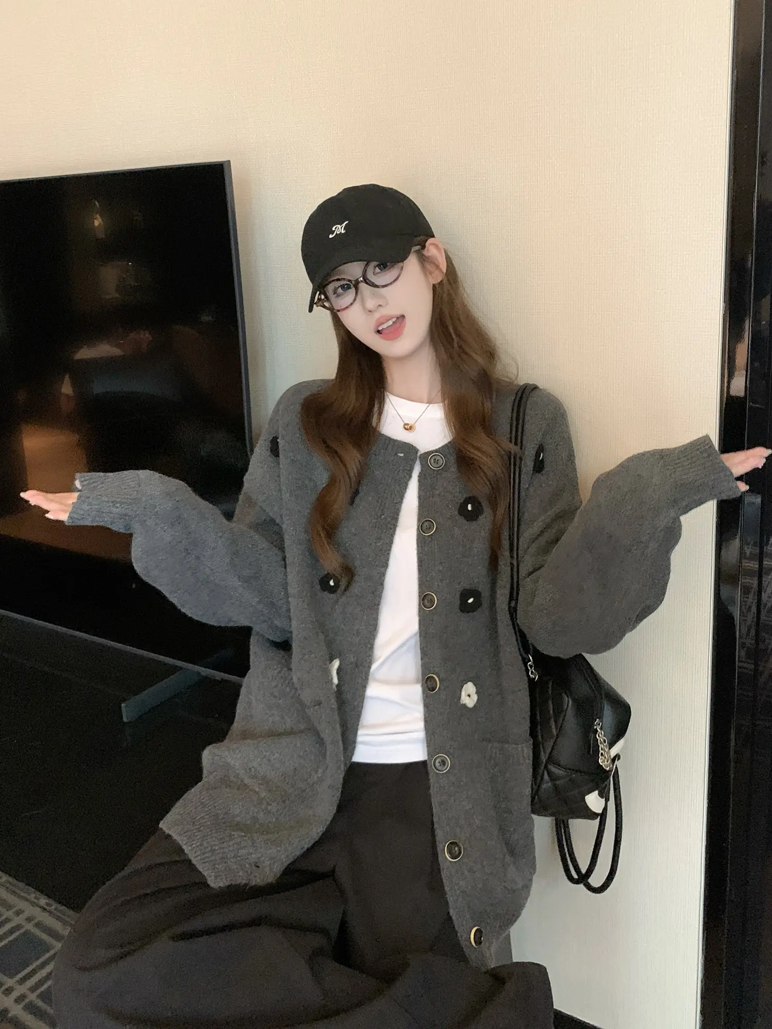 그레이 레이어드 니트 아우터 상세 이미지 7
