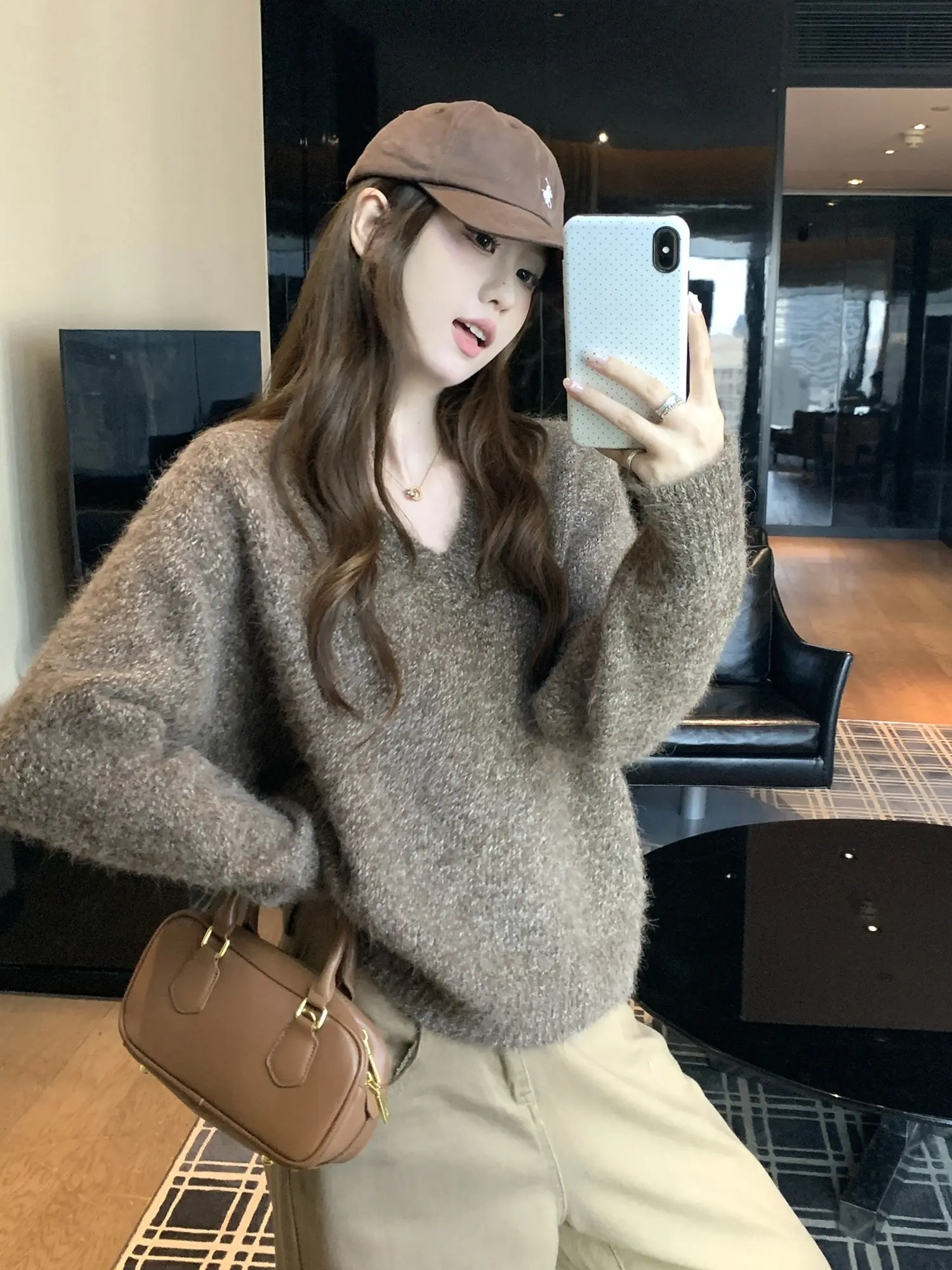 빈티지 V넥 루즈 니트 상세 이미지 1