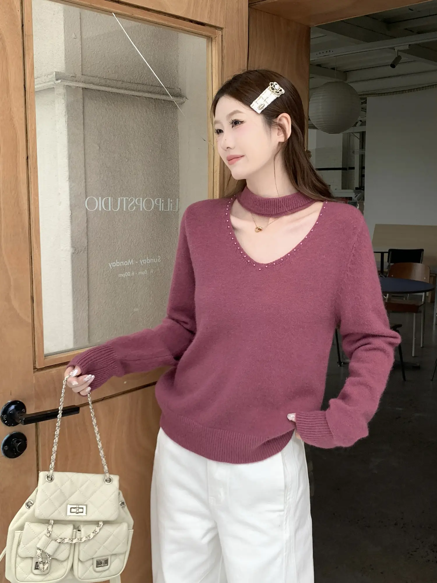 홀터넥 V넥 니트 상세 이미지 20