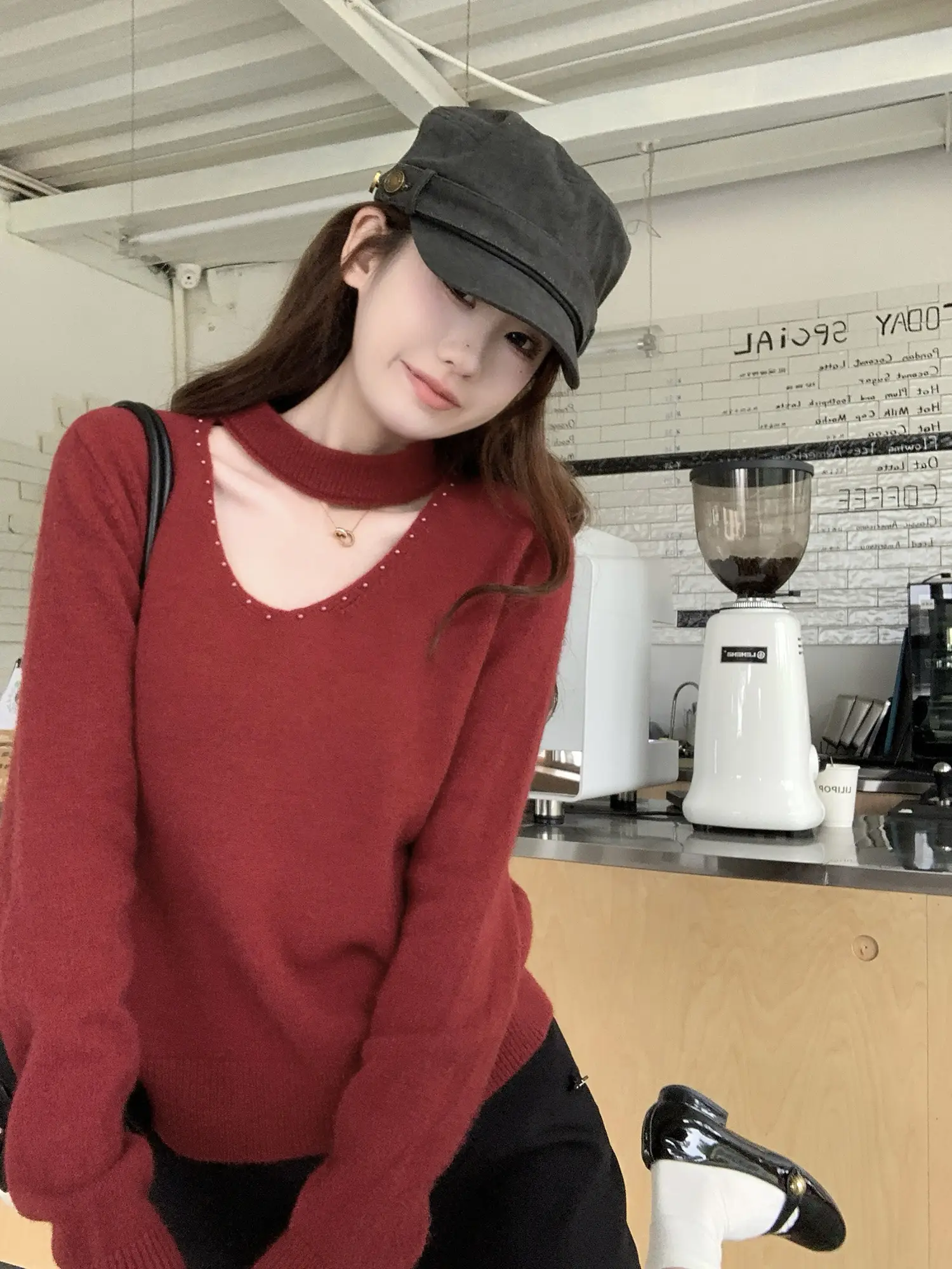 홀터넥 V넥 니트 상세 이미지 29
