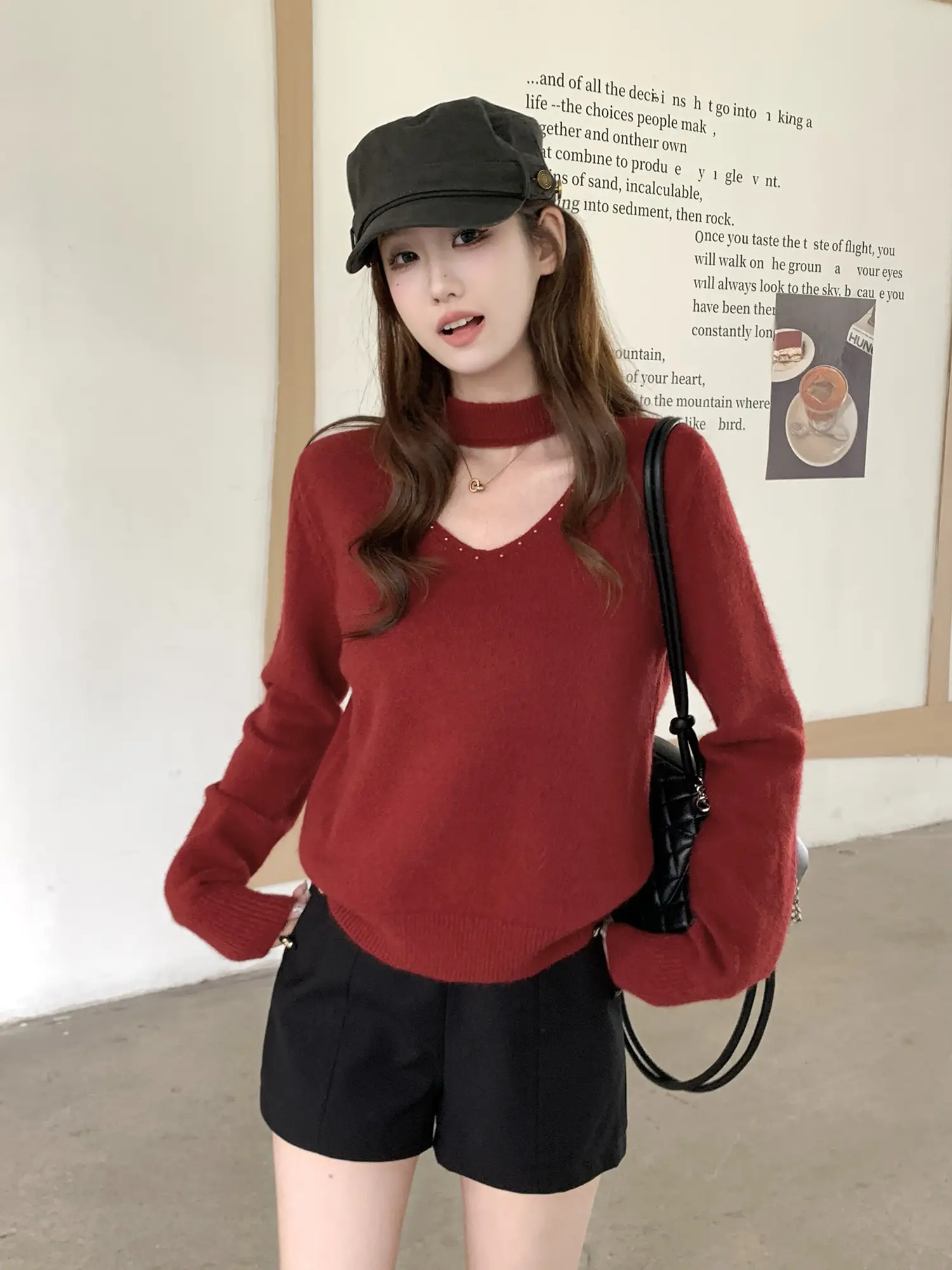 홀터넥 V넥 니트 상세 이미지 37