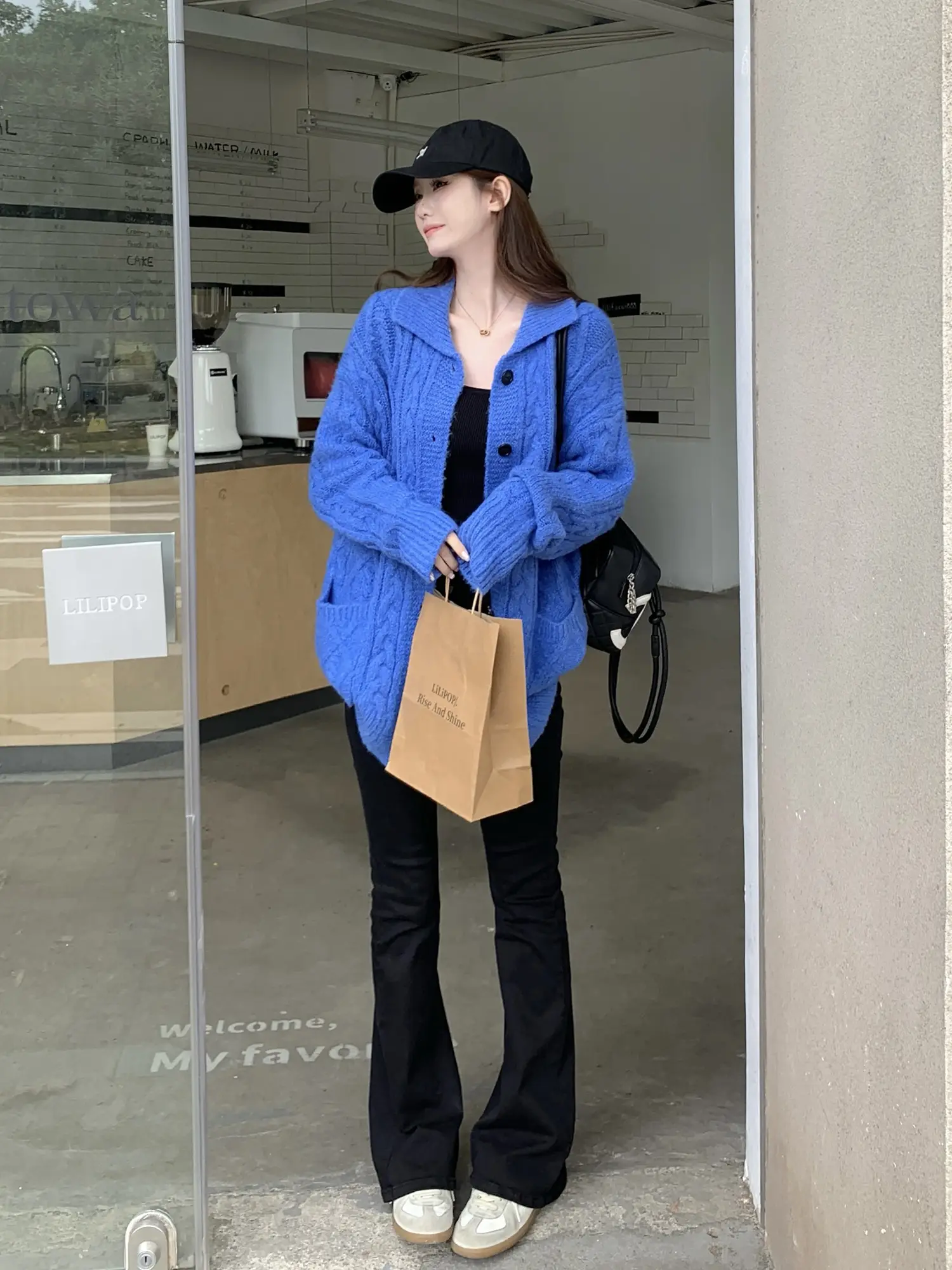 폴드 칼라 블루 니트 아우터 상세 이미지 6
