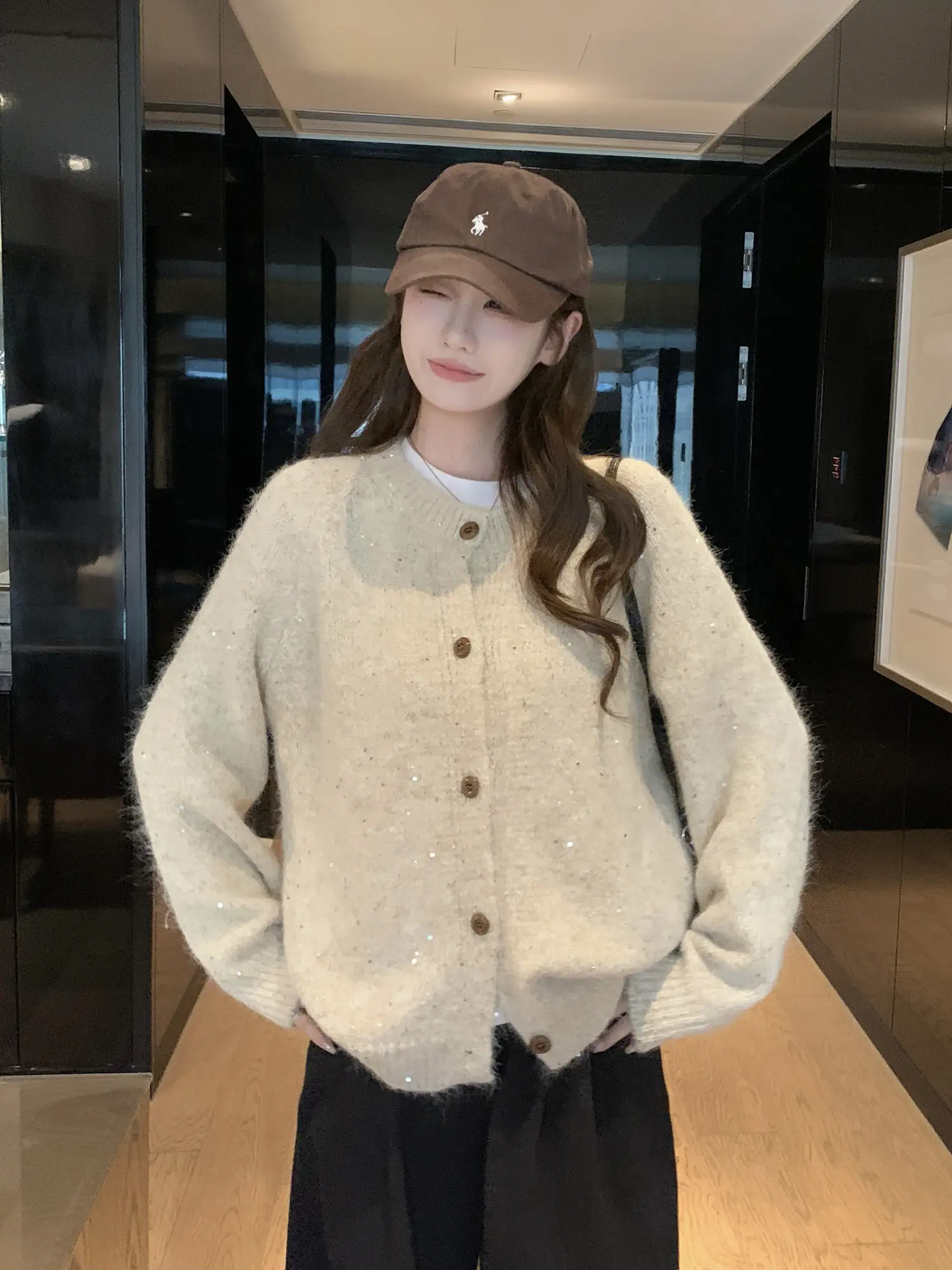 루즈핏 라운드넥 니트 가디건 상세 이미지 8