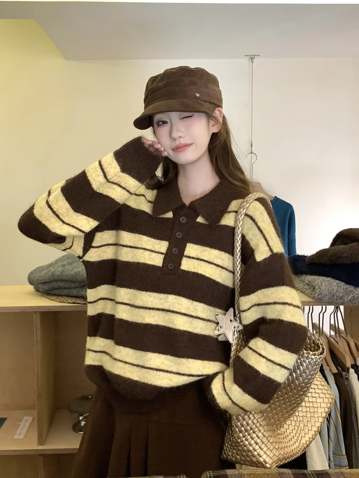 폴로넥 스트라이프 루즈 니트 상세 이미지 2