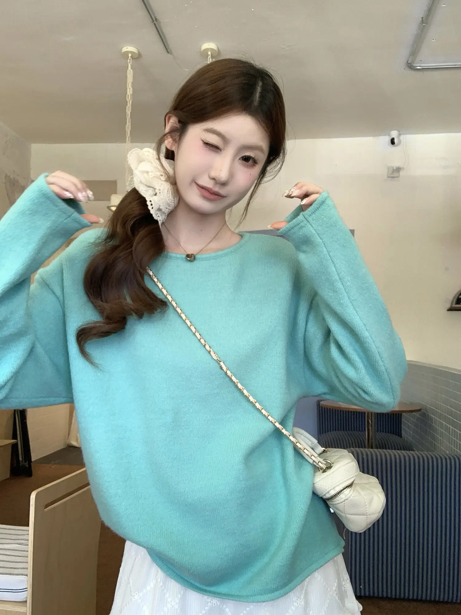 부드러운 블루 니트 상세 이미지 9