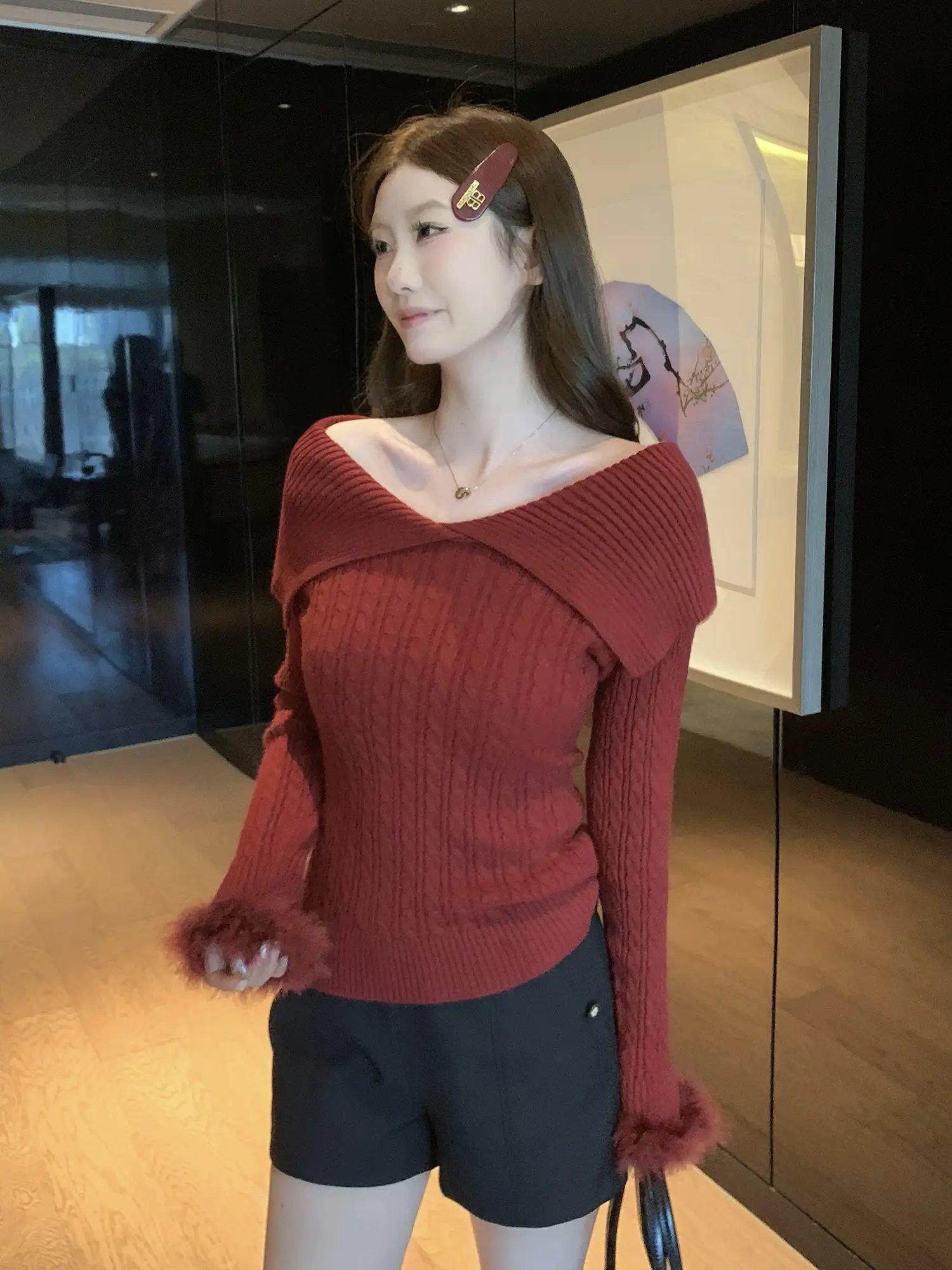 퍼프소매 오프숄더 폴드 칼라 니트 상세 이미지 9