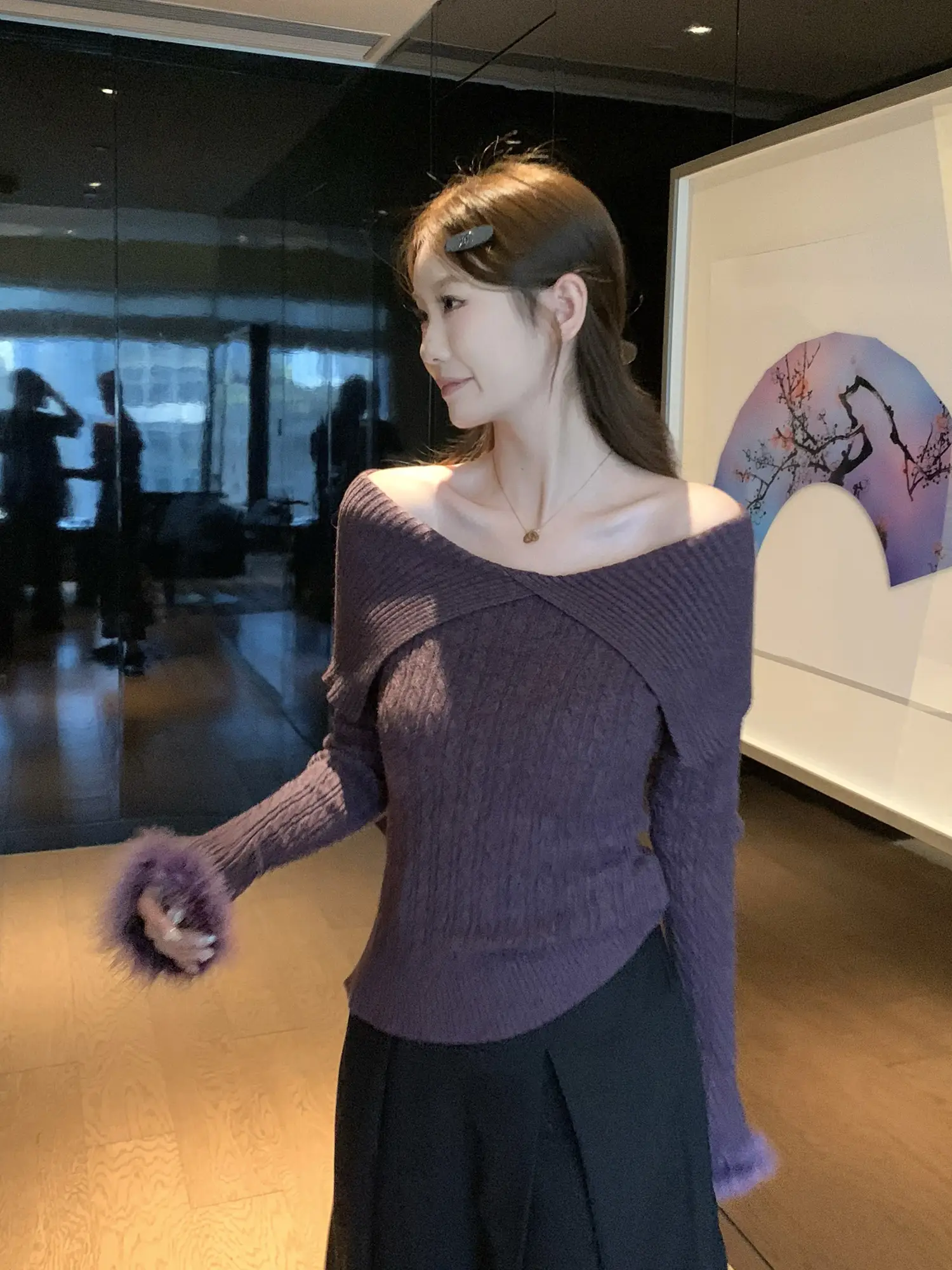 퍼프소매 오프숄더 폴드 칼라 니트 상세 이미지 16