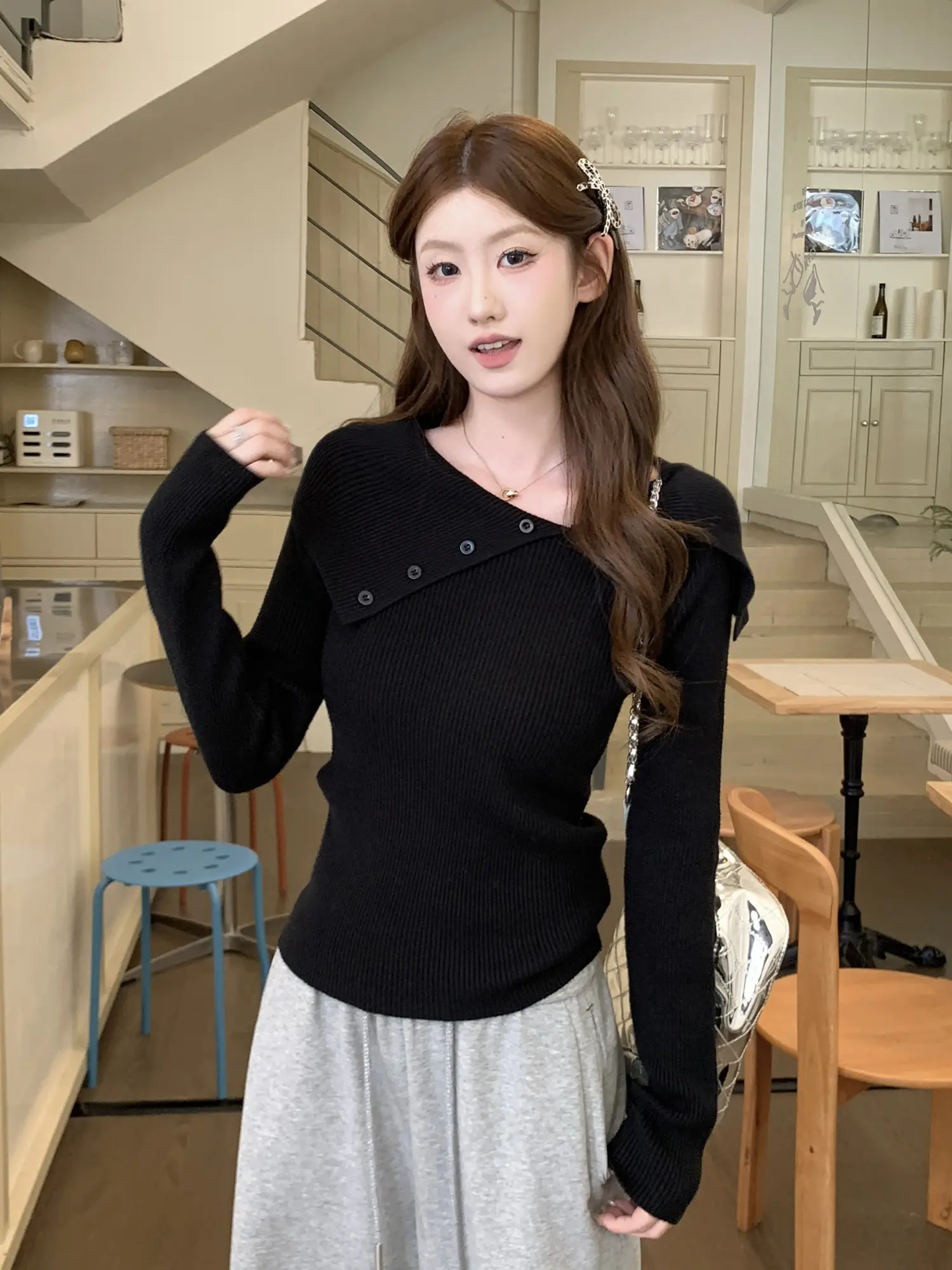 폴드 칼라 오프숄더 니트 상세 이미지 7