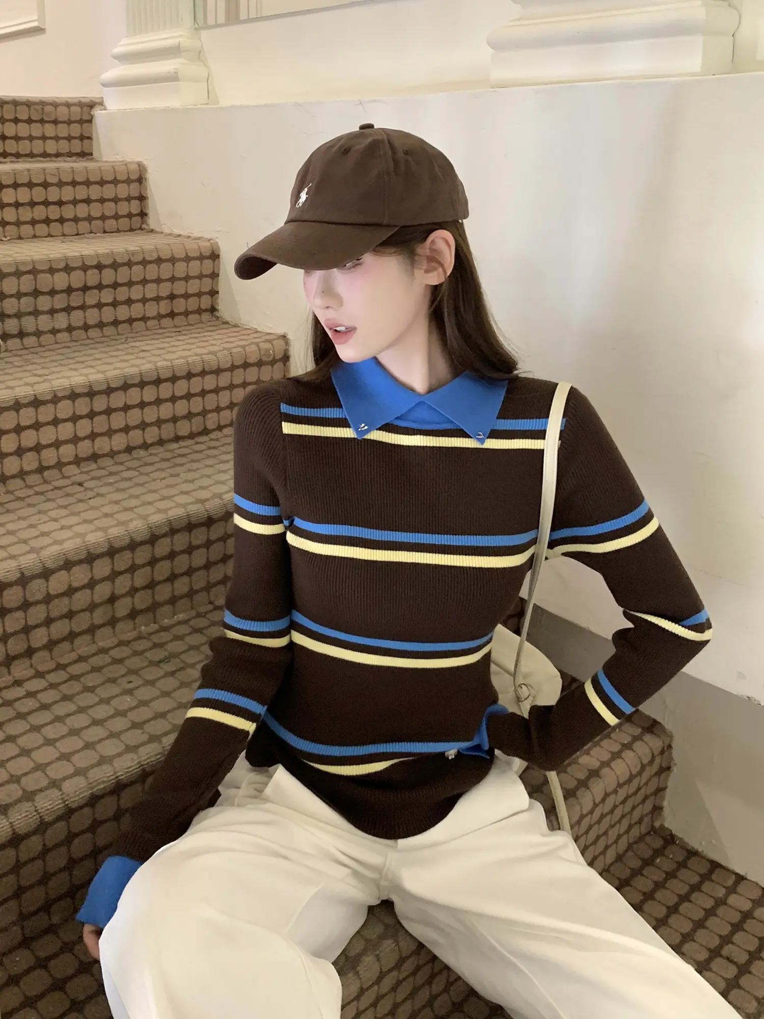 폴드 칼라 스트라이프 니트 상세 이미지 6