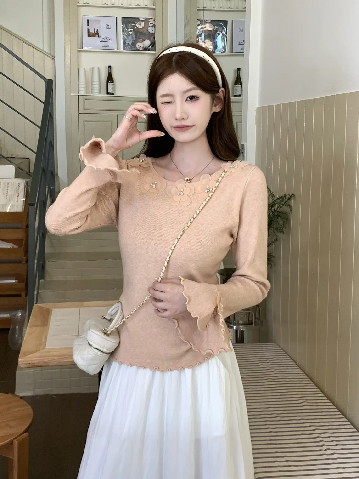 입체 플라워 디테일 니트 상세 이미지 28