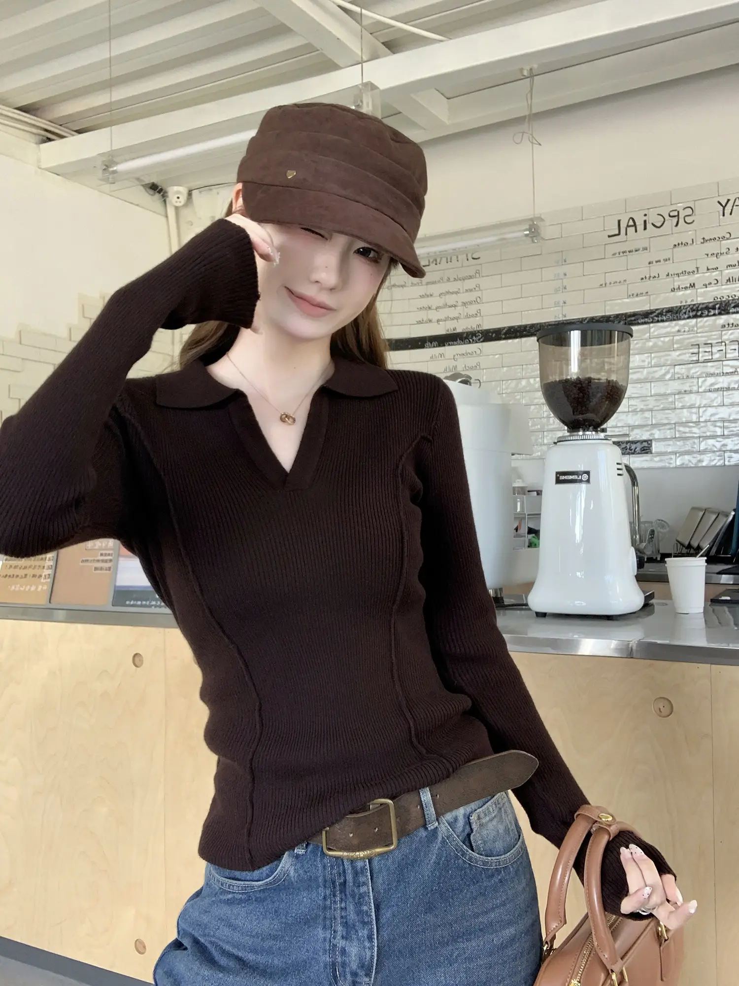 프렌치 폴로 칼라 니트 여성용 상세 이미지 21