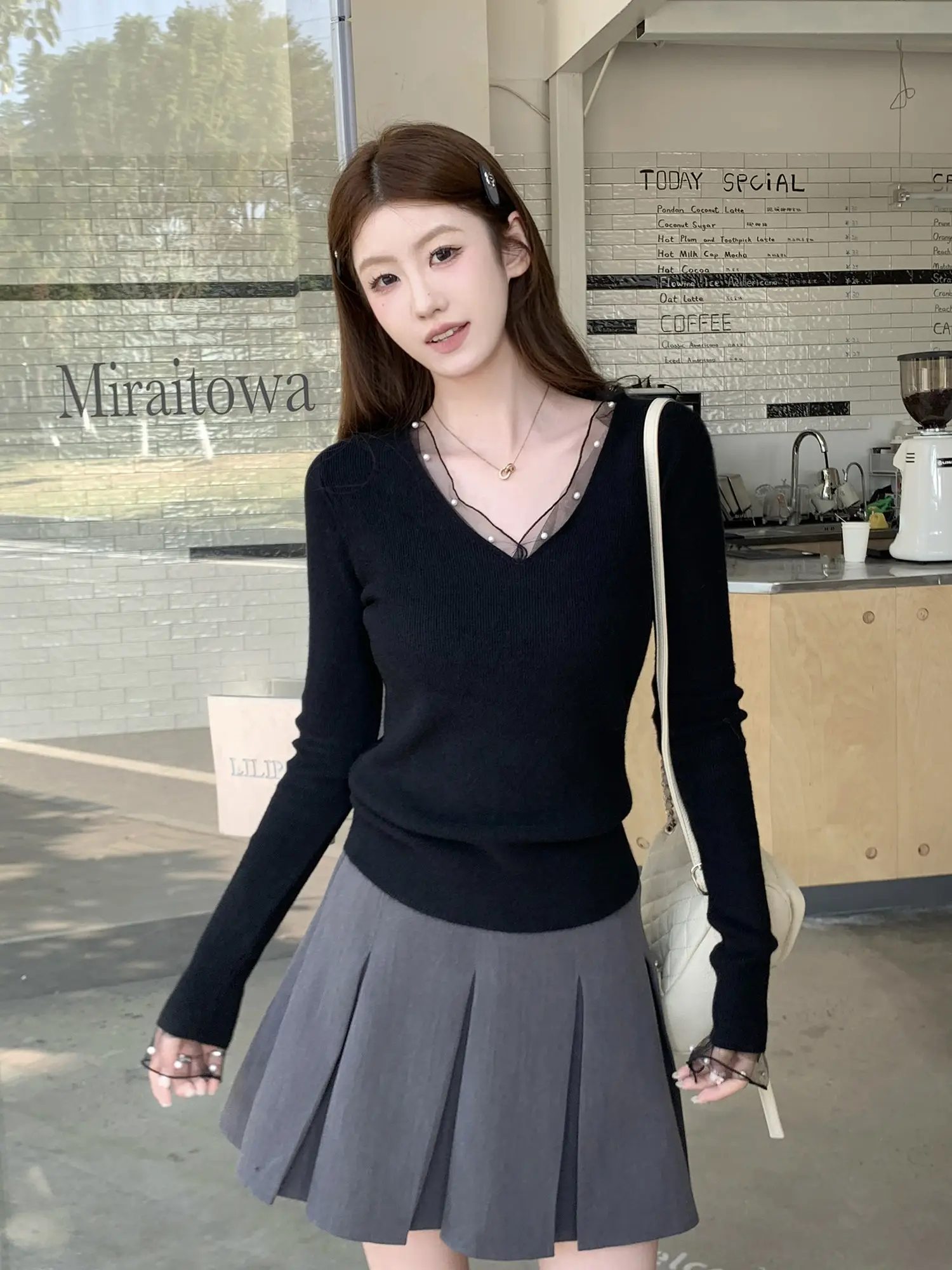 레이스 진주 V넥 니트 상세 이미지 18