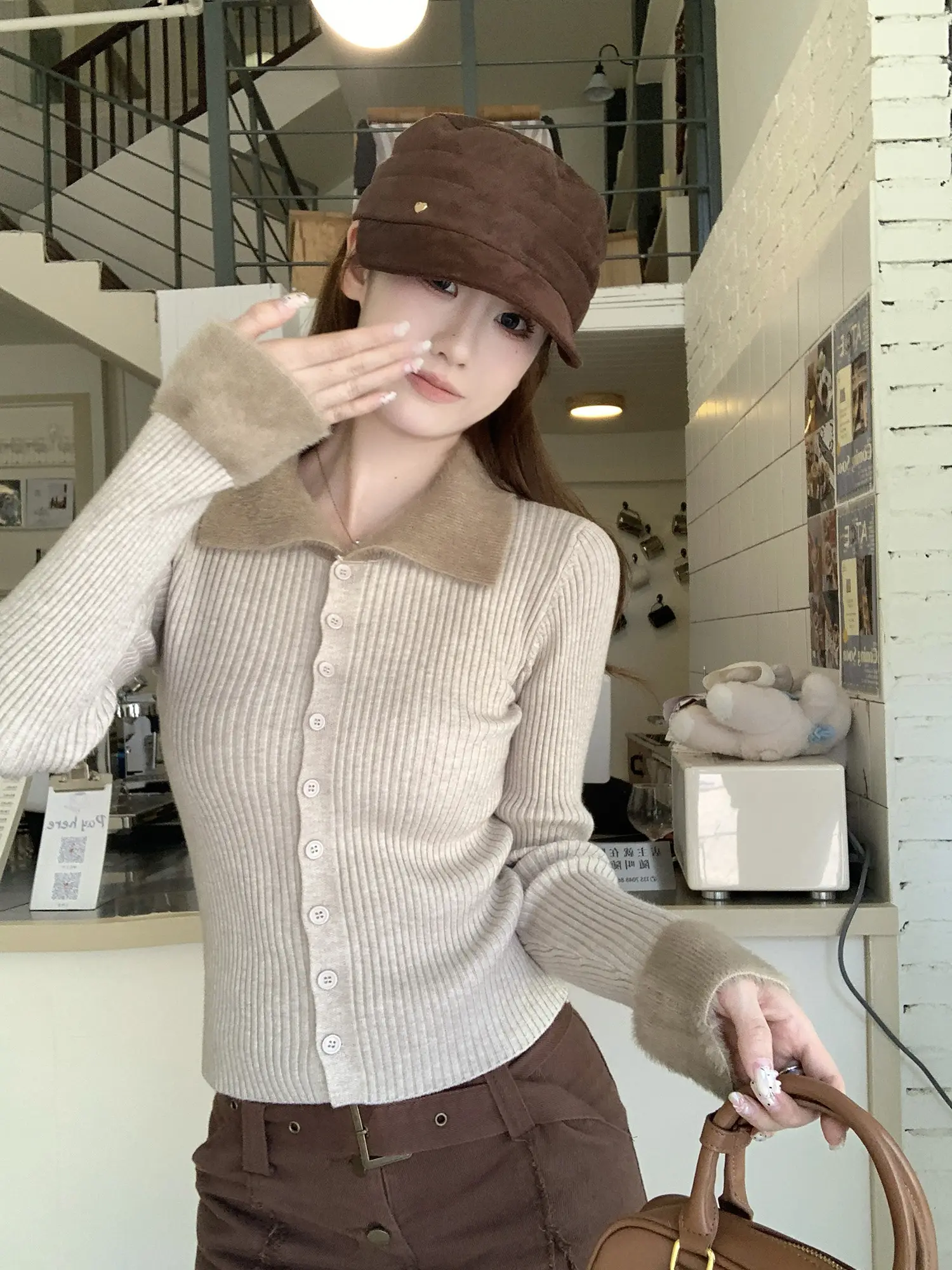 디자인감 매치 슬림핏 폴드 칼라 니트 가디건 상세 이미지 17
