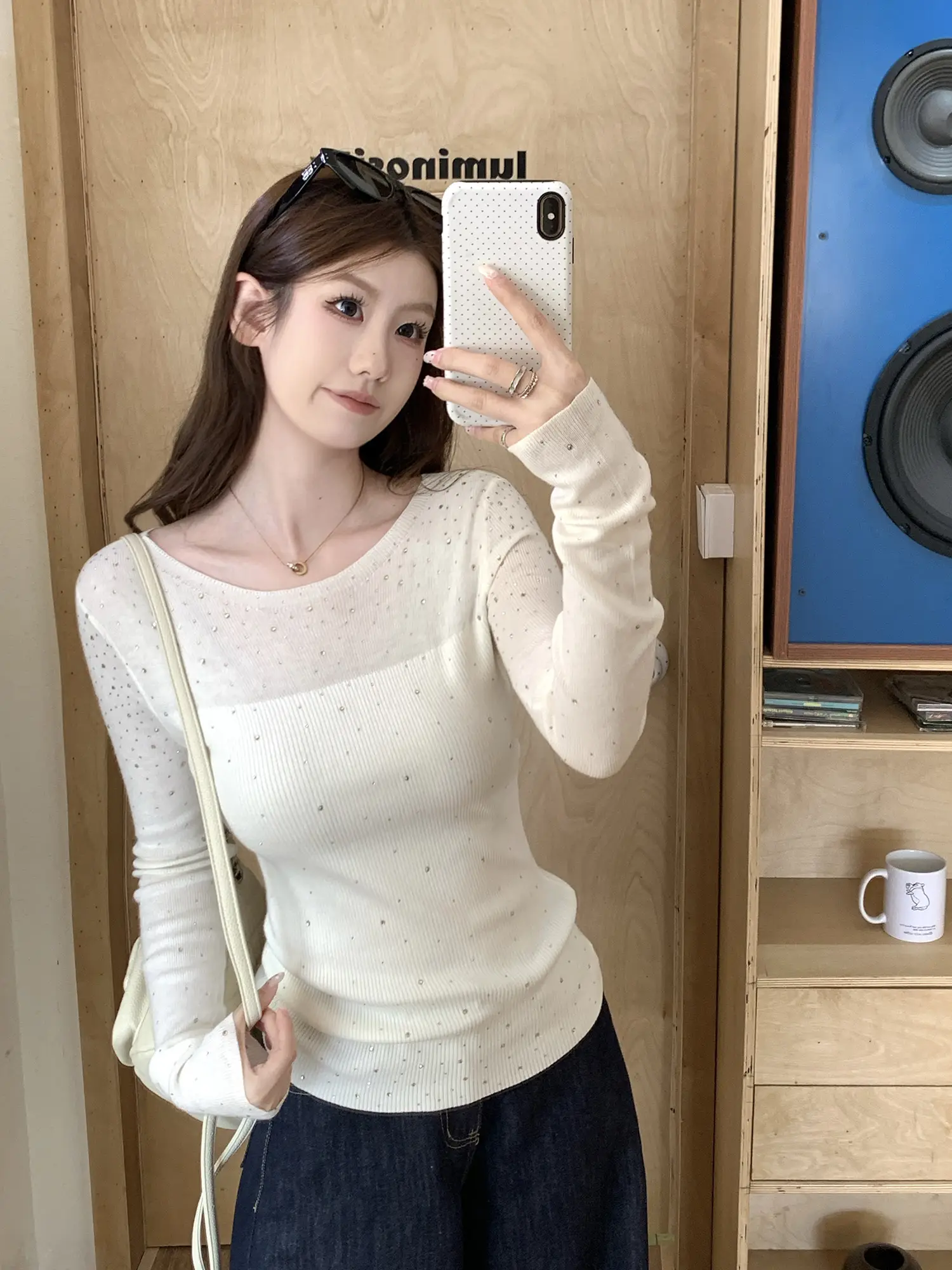 오프숄더 크리스털 니트 상세 이미지 8