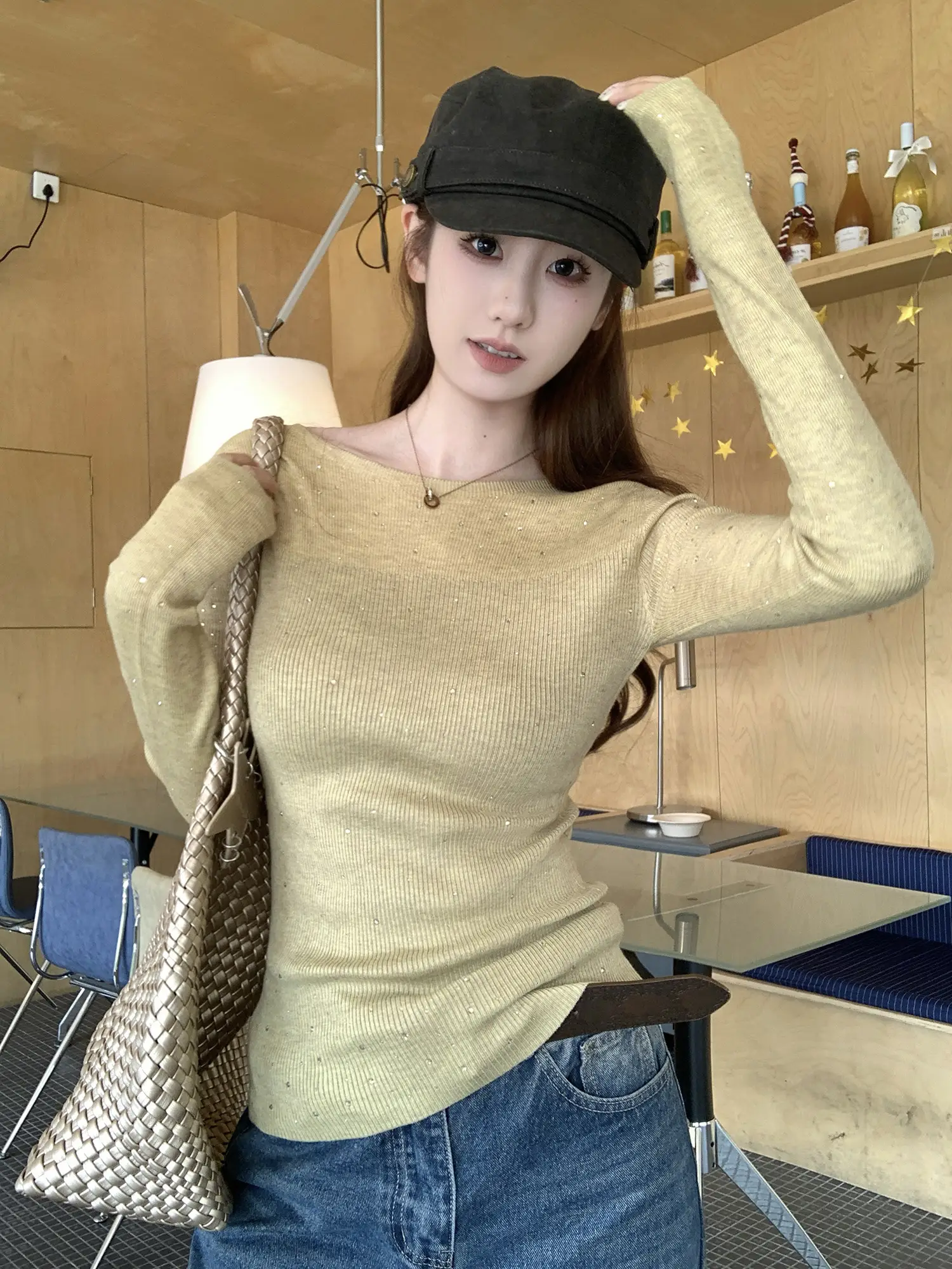 오프숄더 크리스털 니트 상세 이미지 14