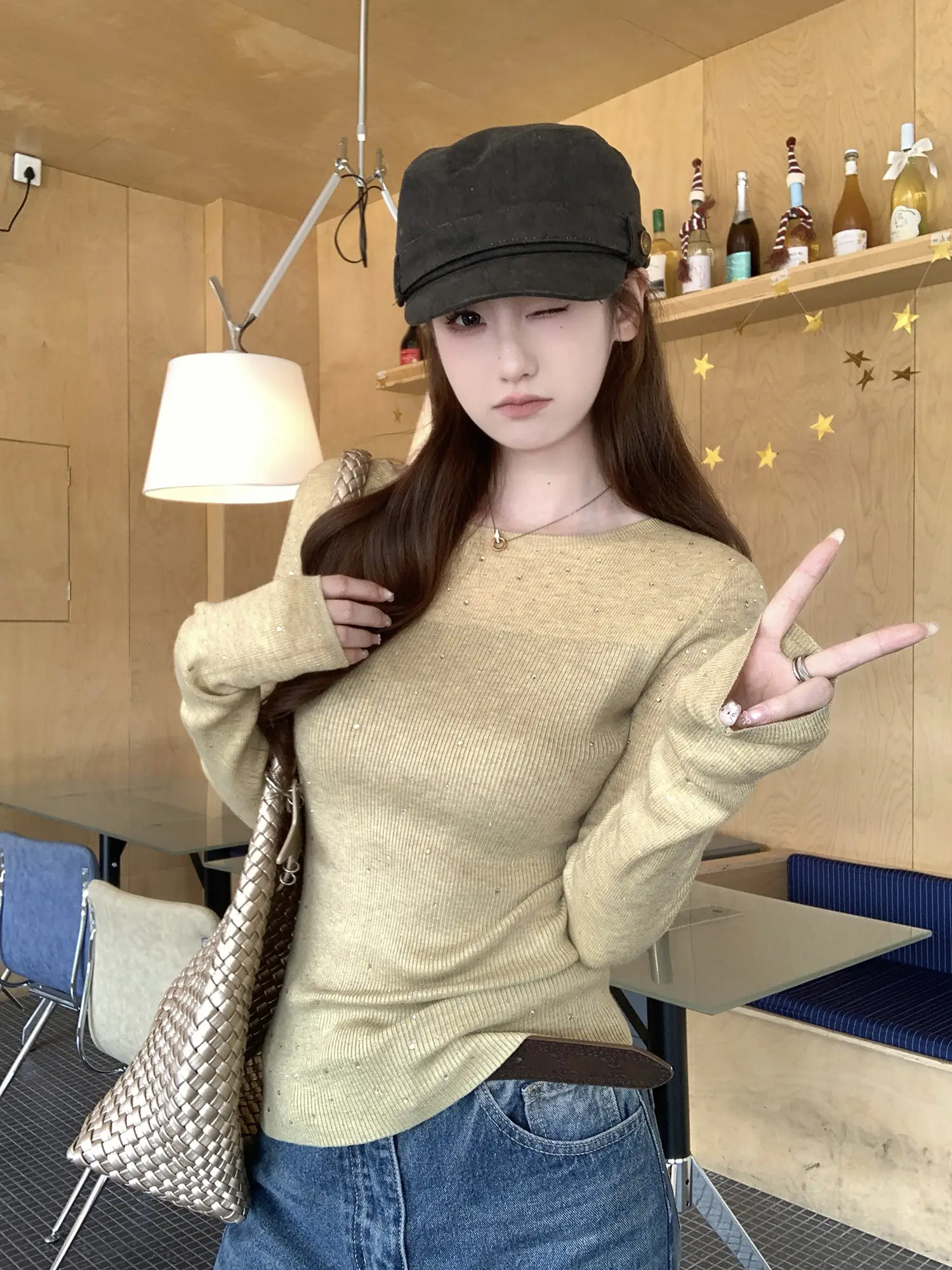 오프숄더 크리스털 니트 상세 이미지 15