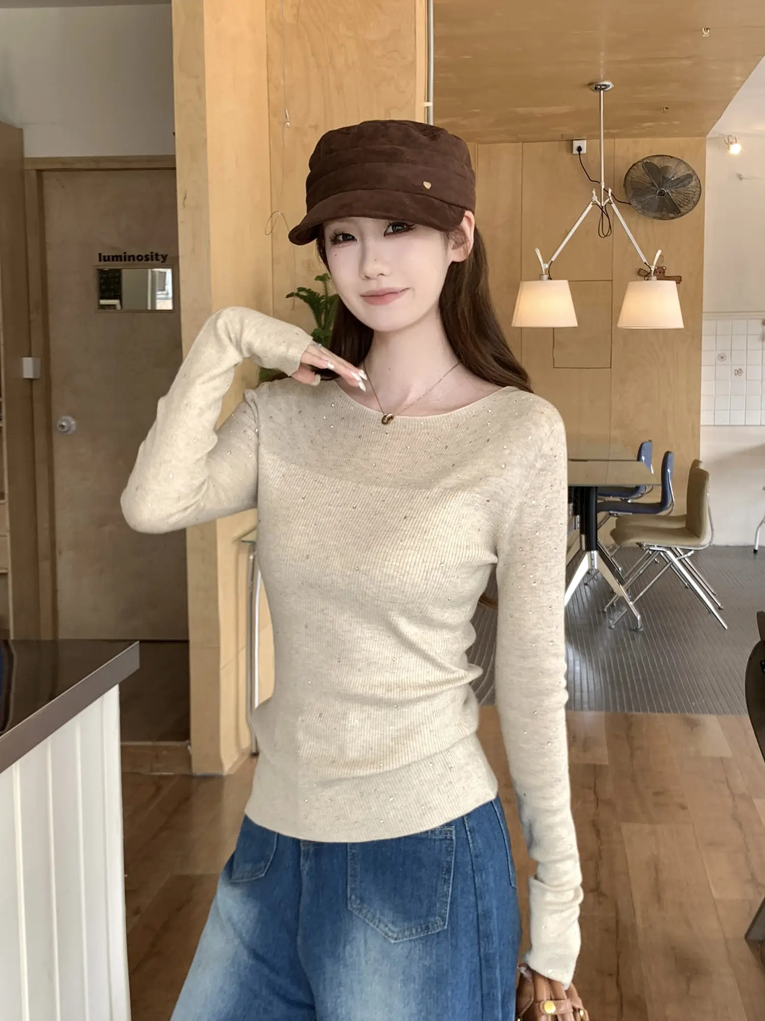 오프숄더 크리스털 니트 상세 이미지 32