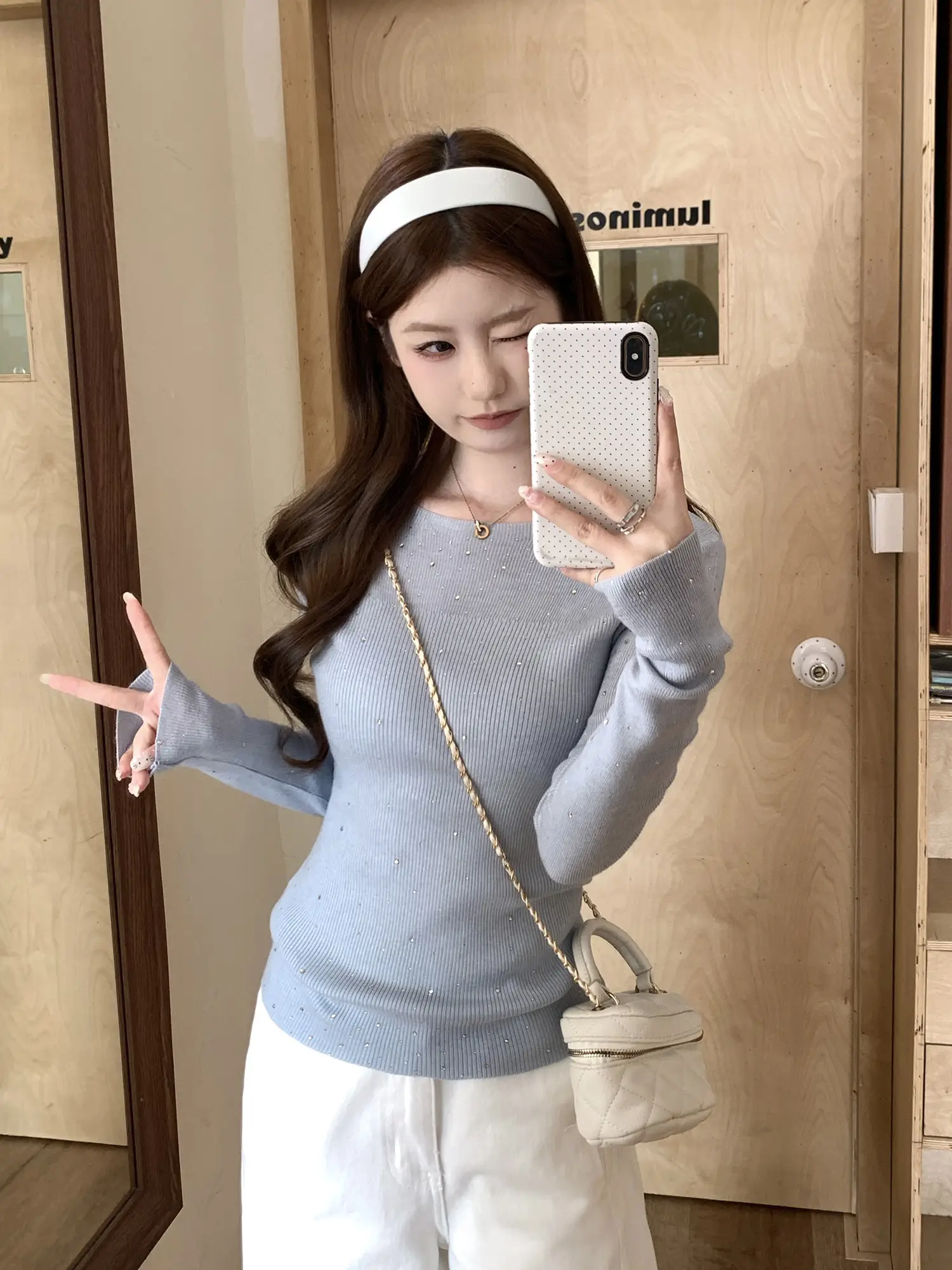 오프숄더 크리스털 니트 상세 이미지 43
