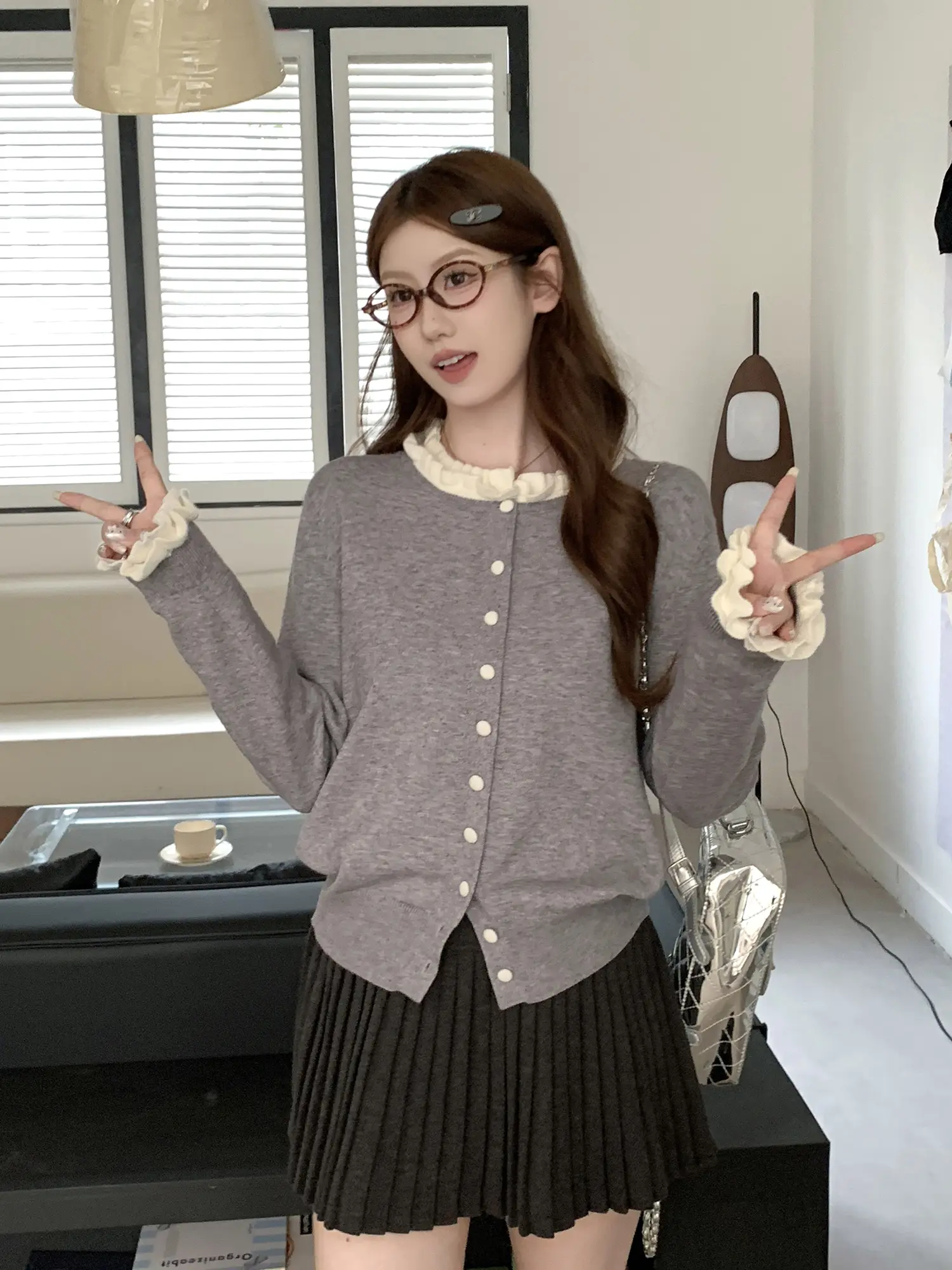 프릴 디테일 가디건 상세 이미지 7