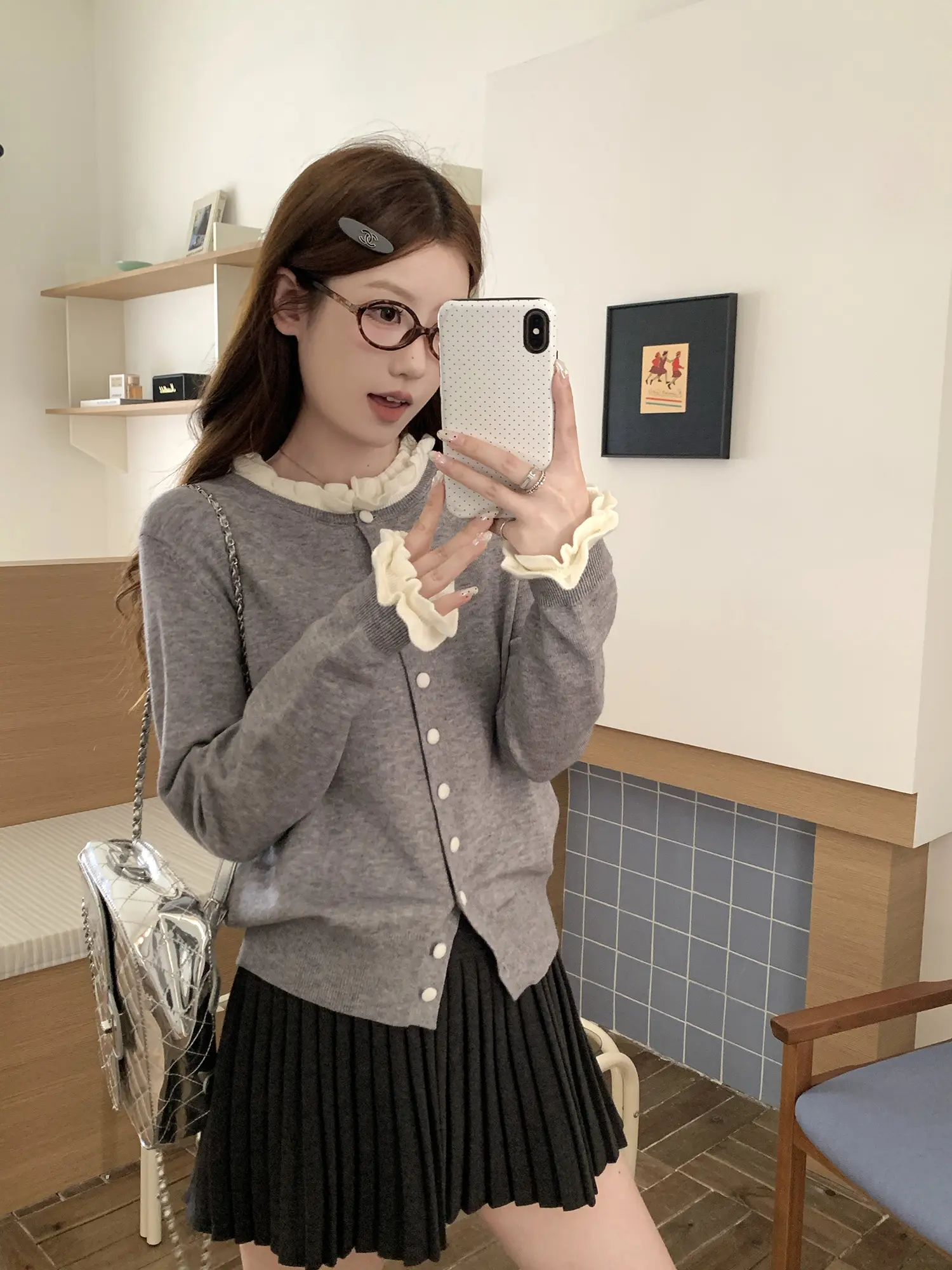 프릴 디테일 가디건 상세 이미지 9