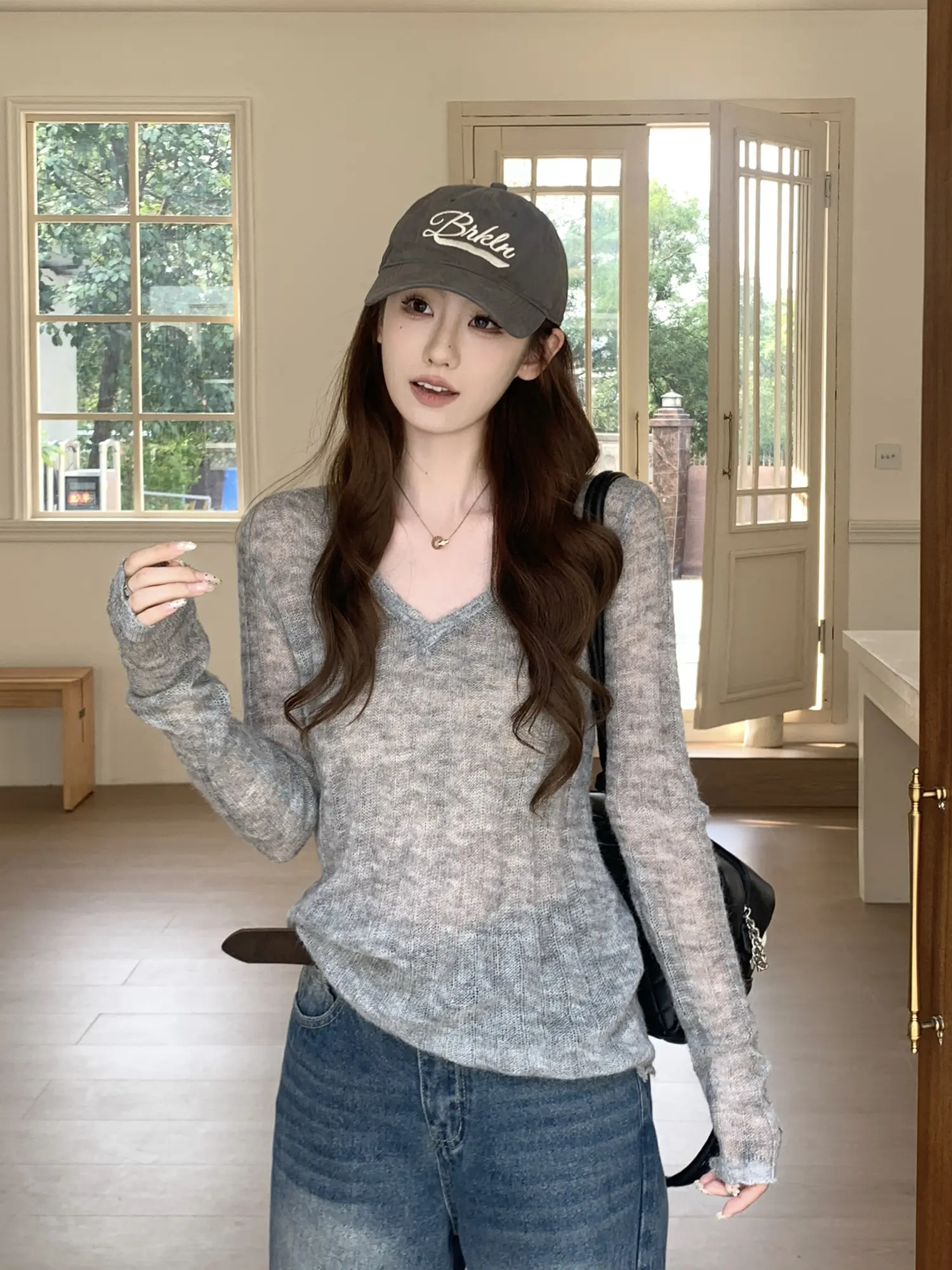V넥 긴소매 니트 상세 이미지 35