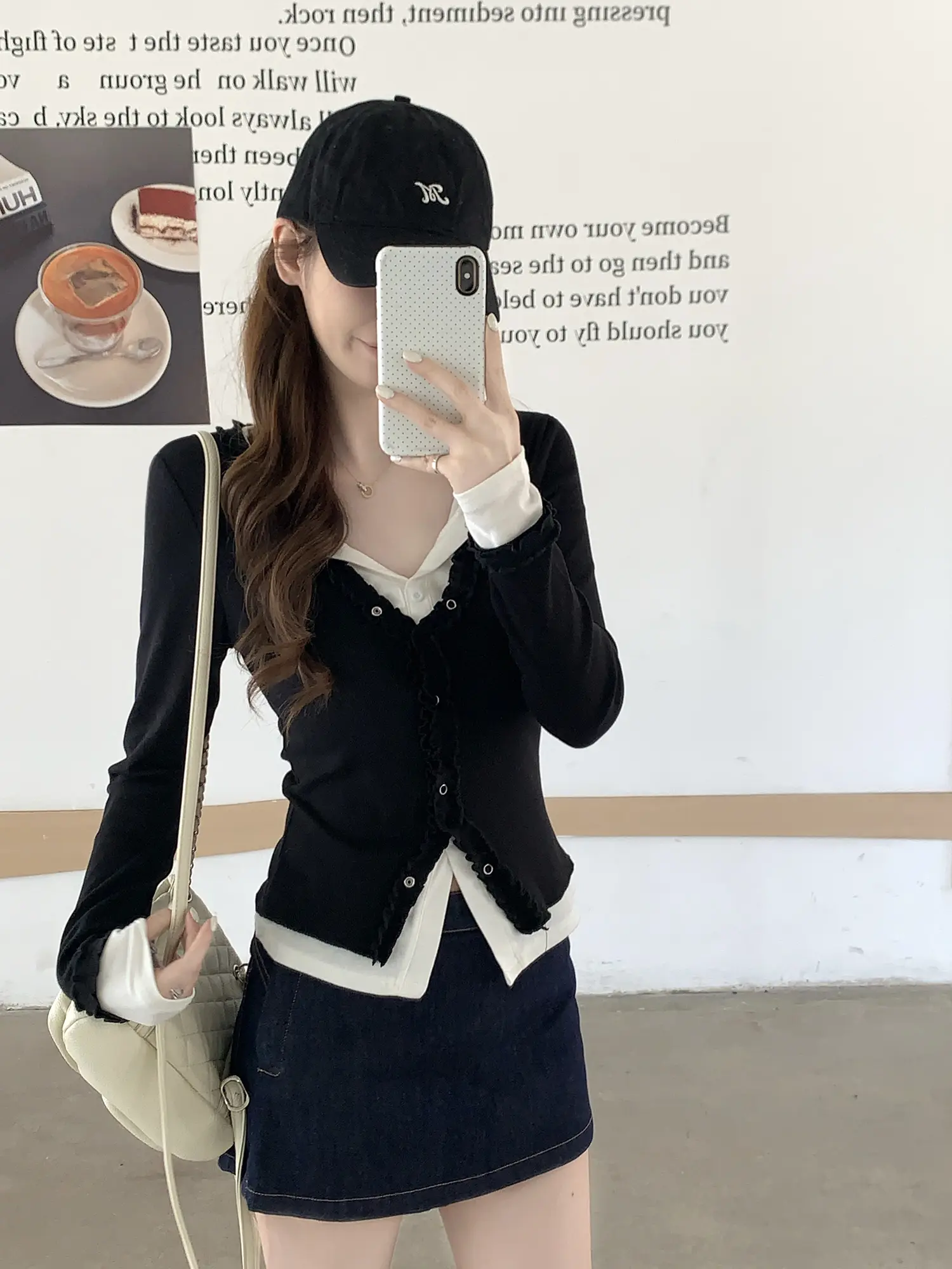 블랙 컬러 블록 레이스 V넥 가디건 상세 이미지 7