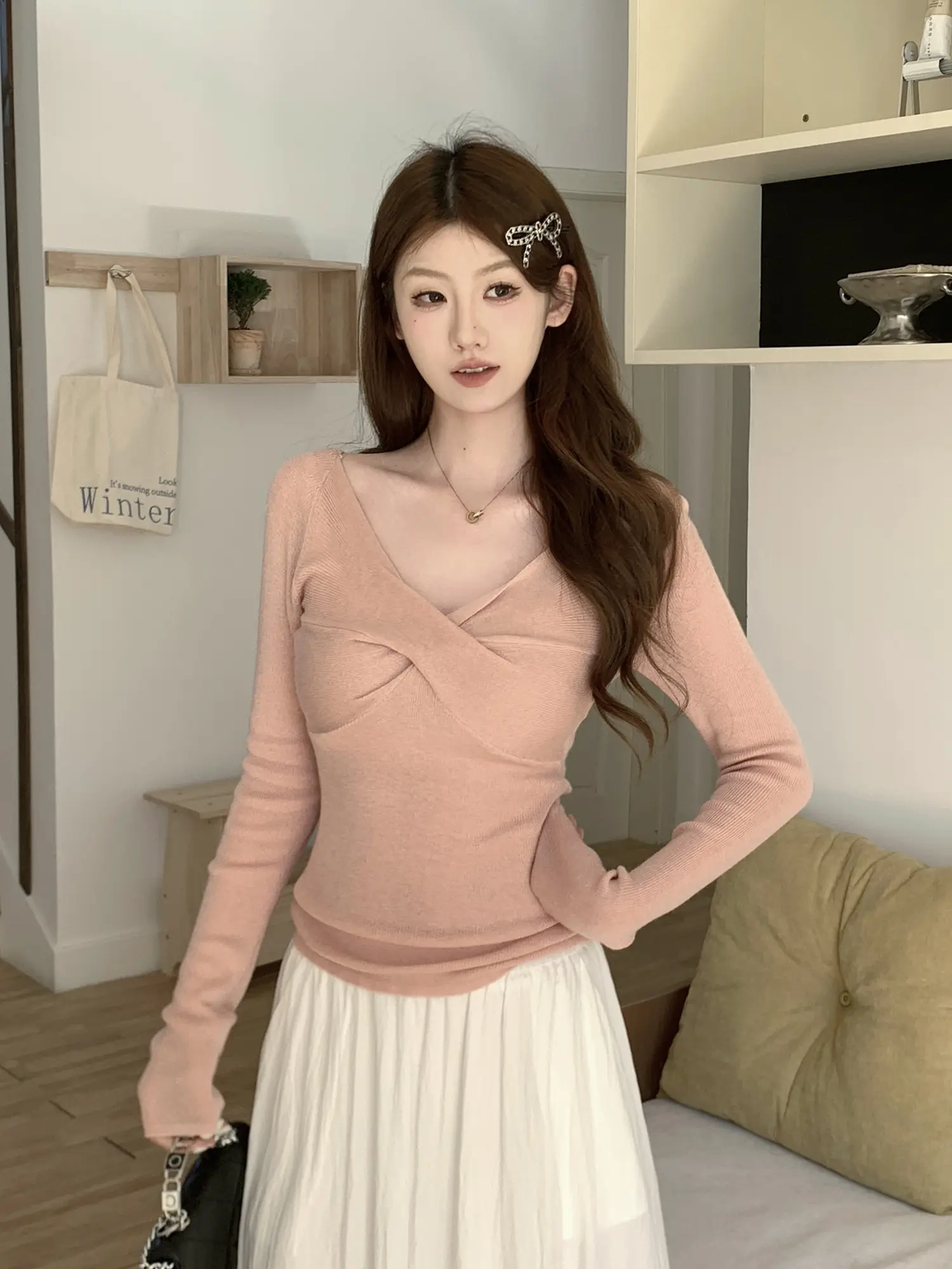 핑크 V넥 긴소매 니트 상세 이미지 8