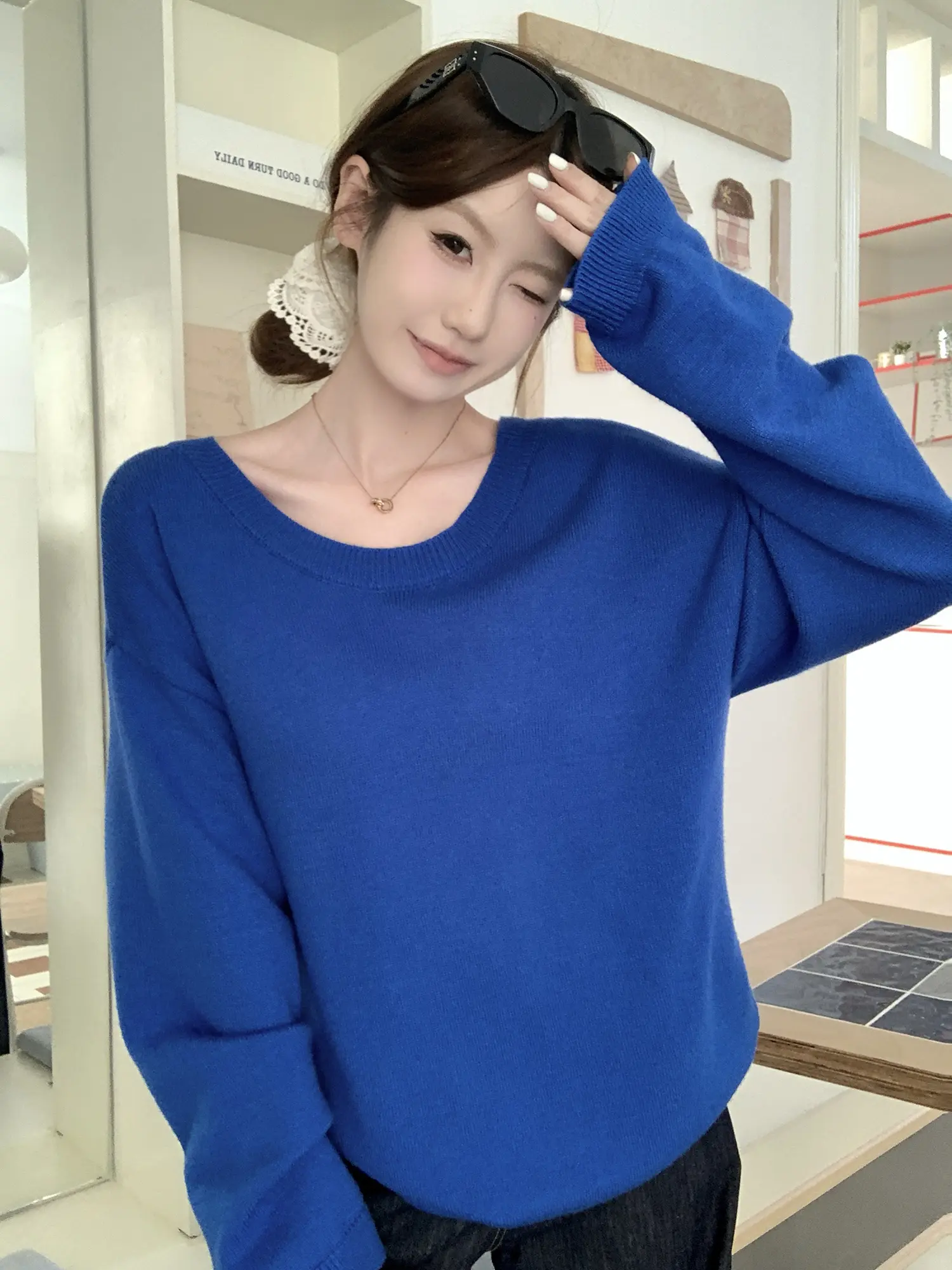 오프숄더 루즈 니트 상세 이미지 8