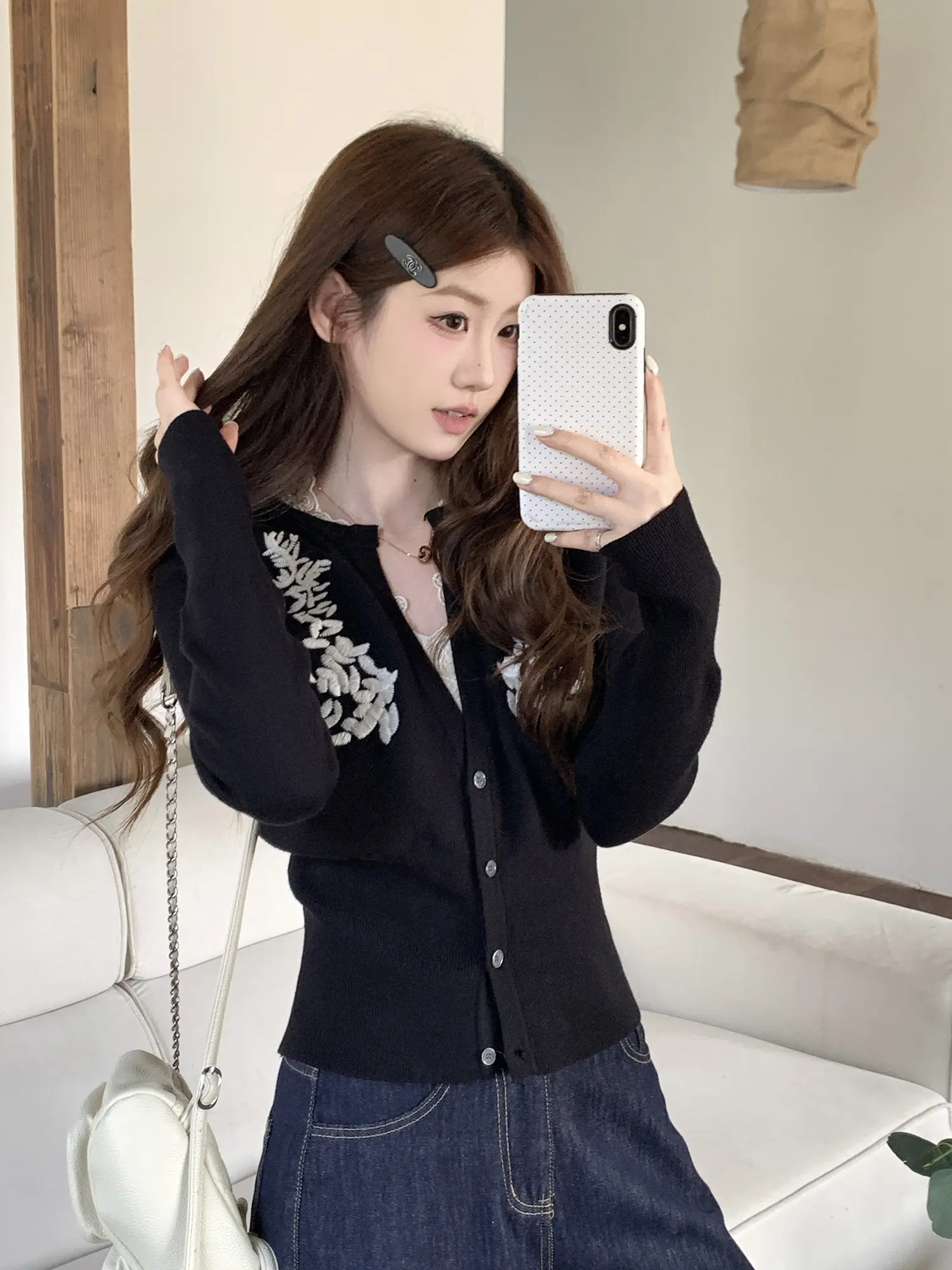 자수 디테일 니트 가디건 상세 이미지 12