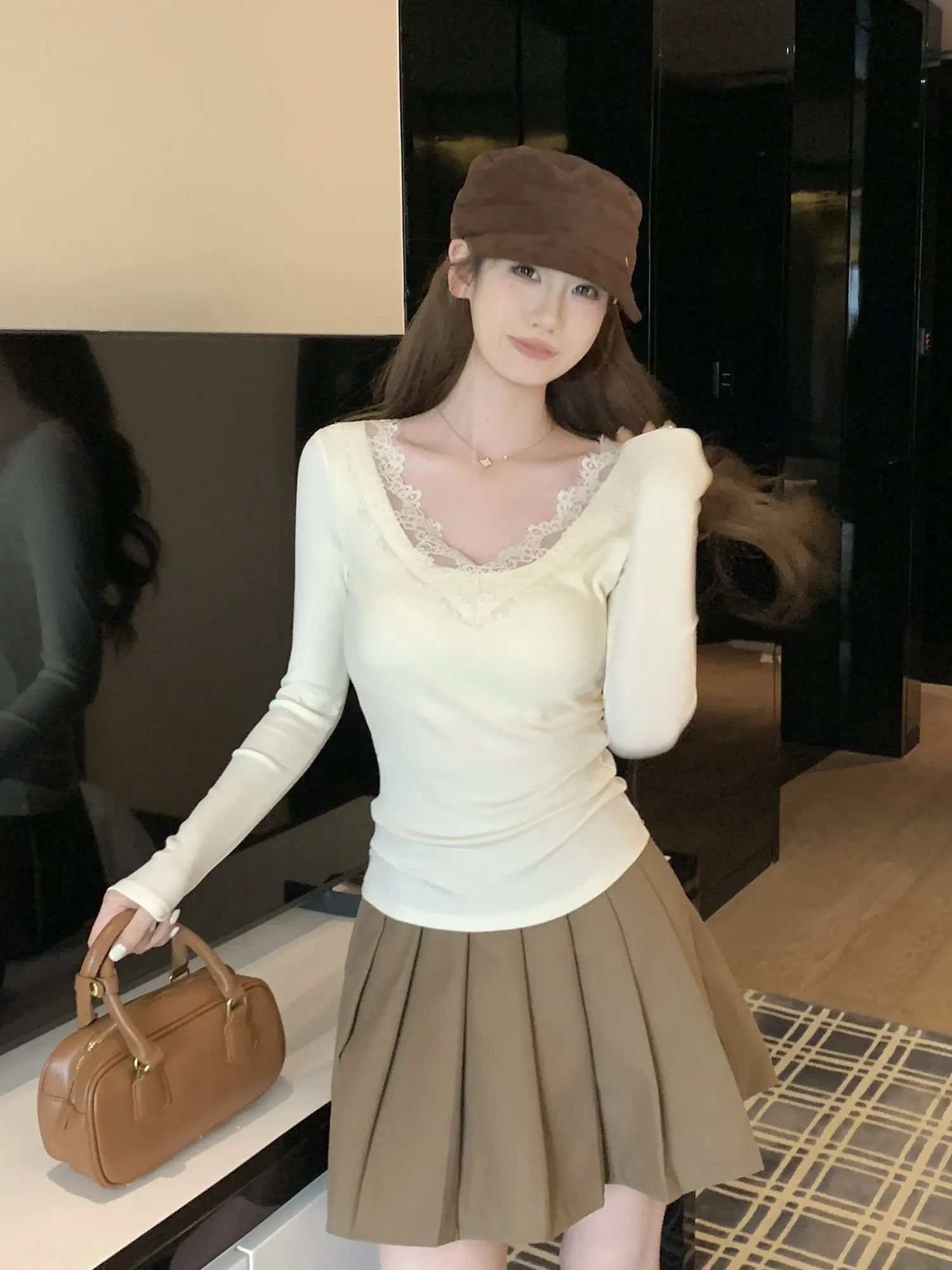 레이스 배색 긴소매 티셔츠 상세 이미지 2