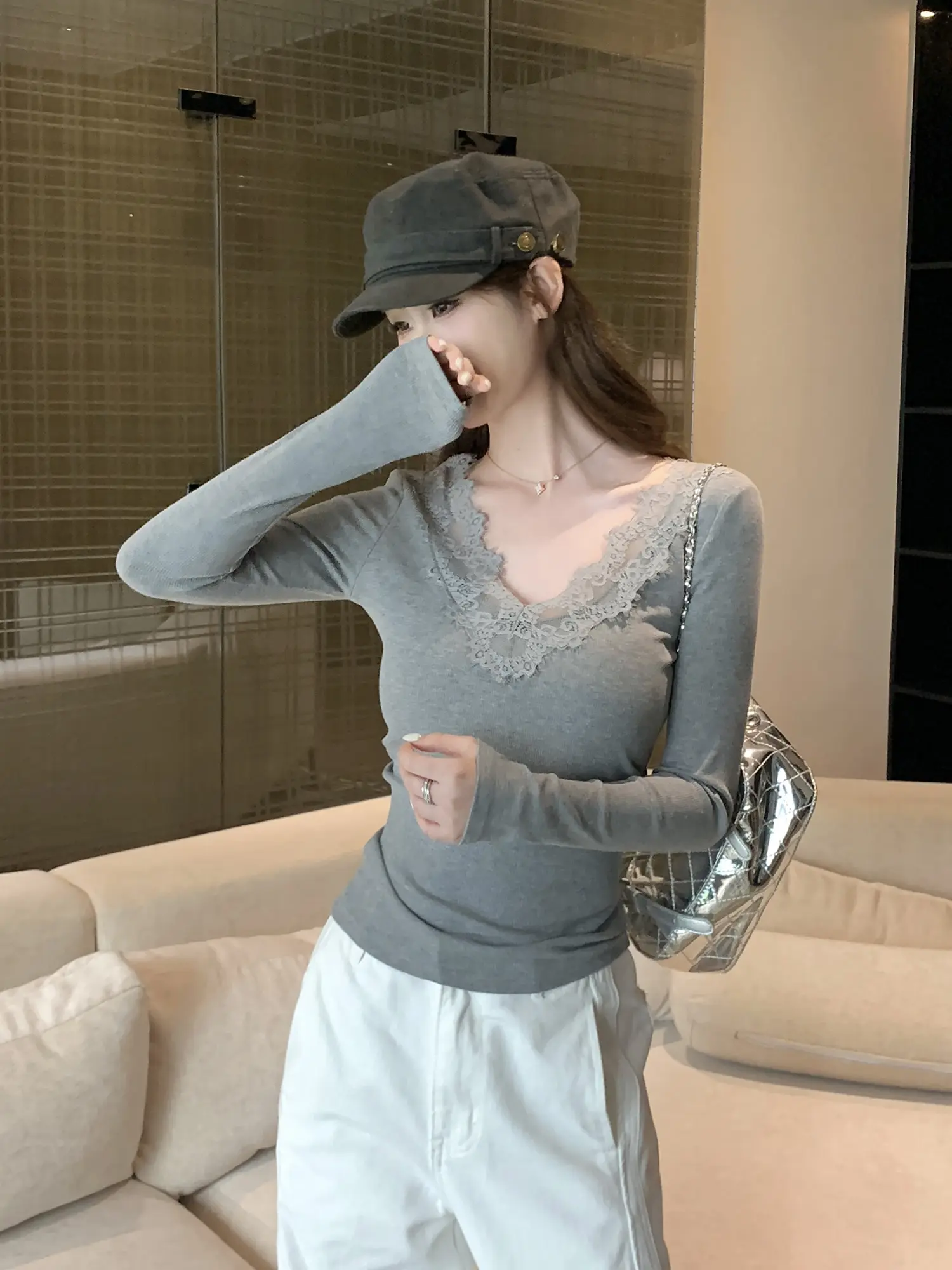 레이스 배색 긴소매 티셔츠 상세 이미지 18