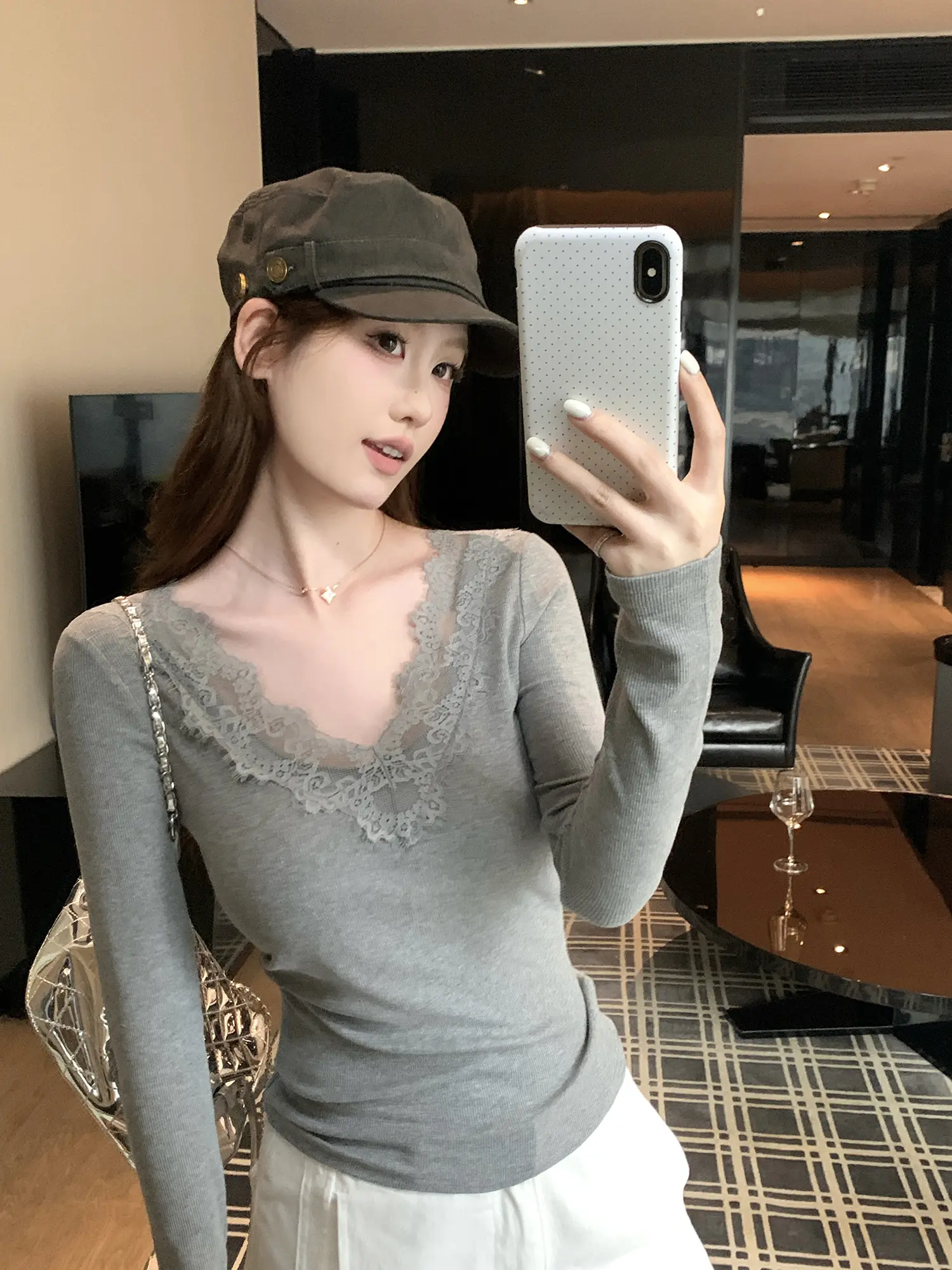레이스 배색 긴소매 티셔츠 상세 이미지 21
