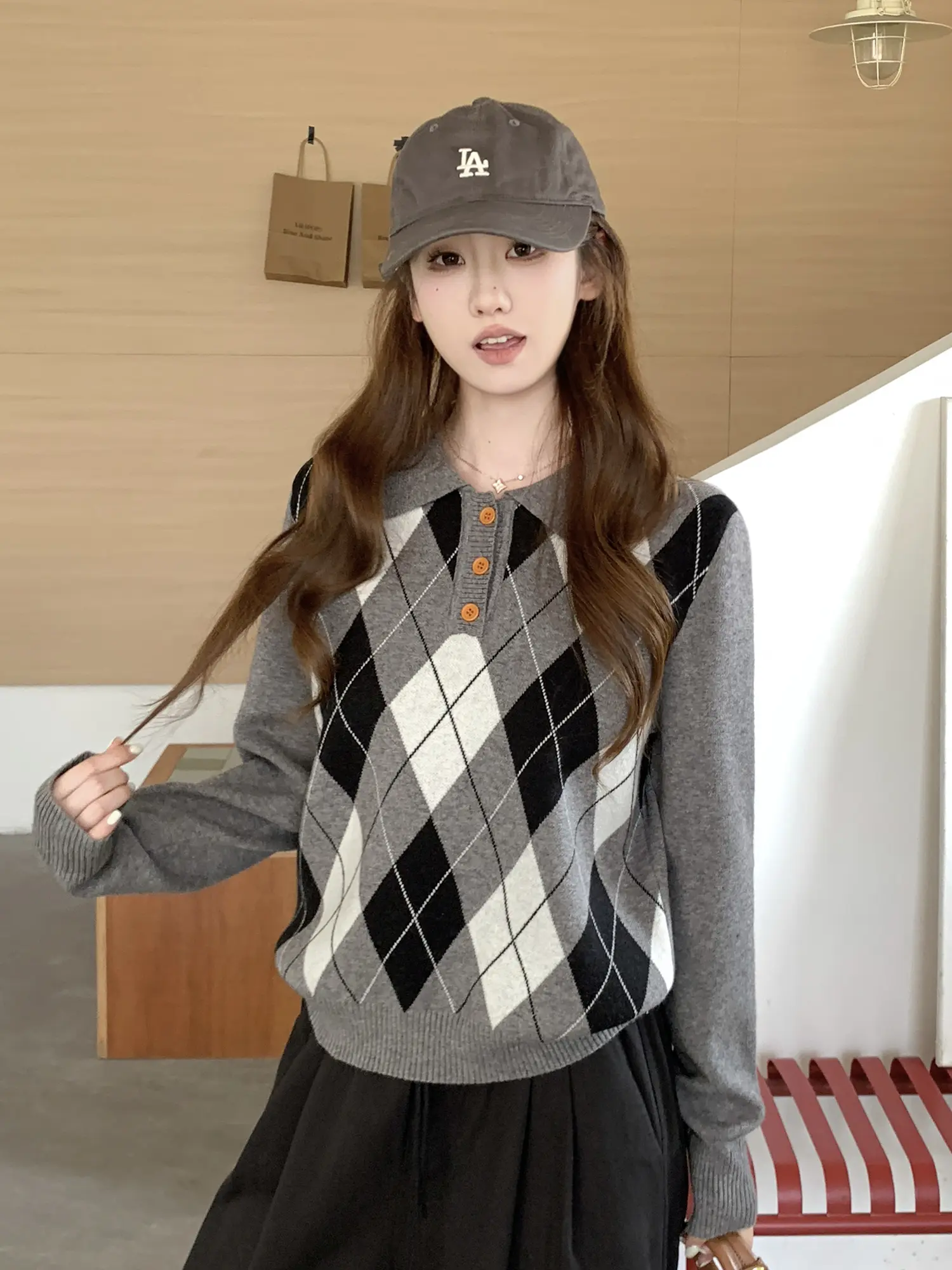 다이아몬드 패턴 폴로 긴소매 니트 상세 이미지 10