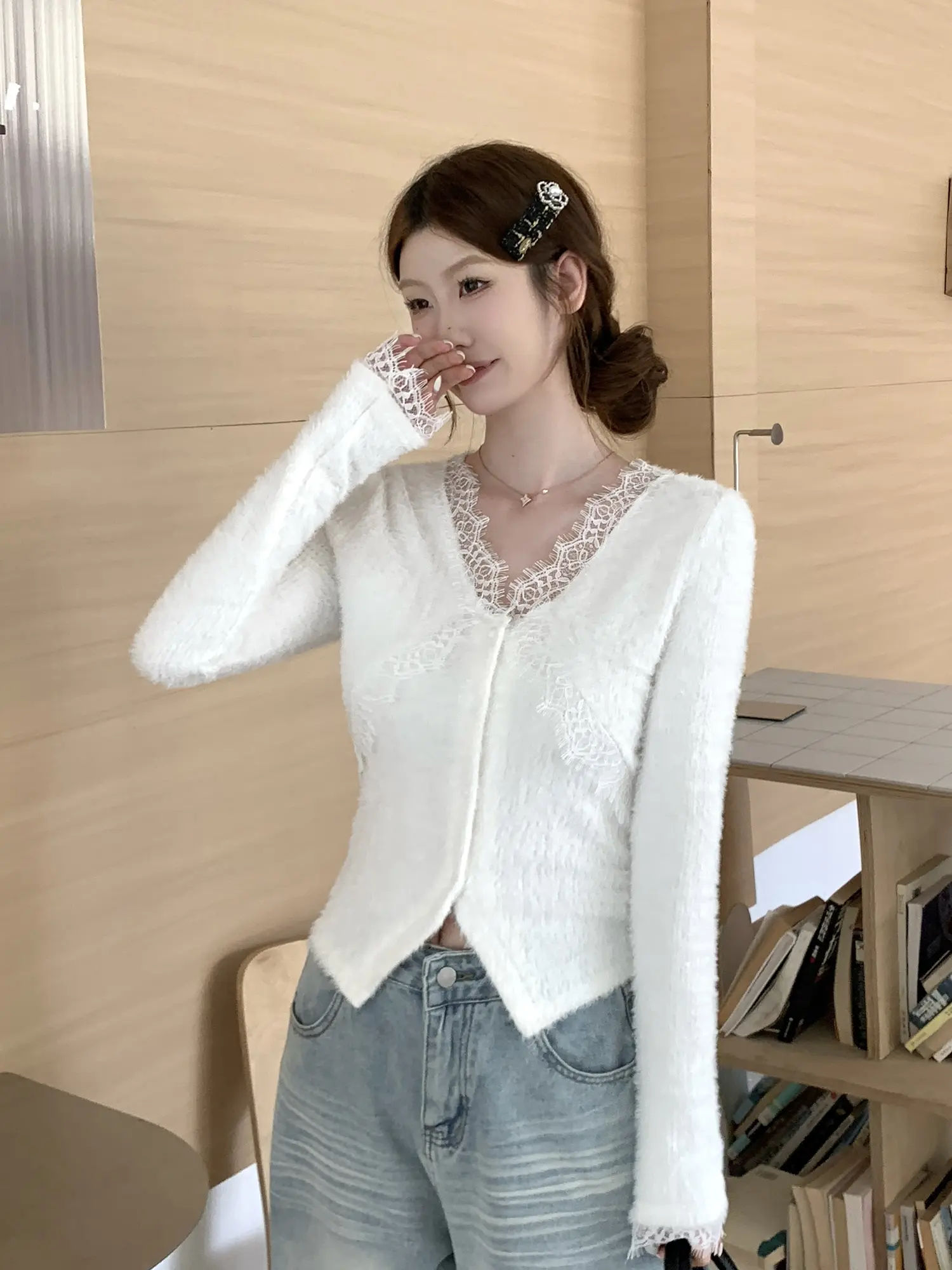 레이스 V넥 니트 가디건 상세 이미지 8