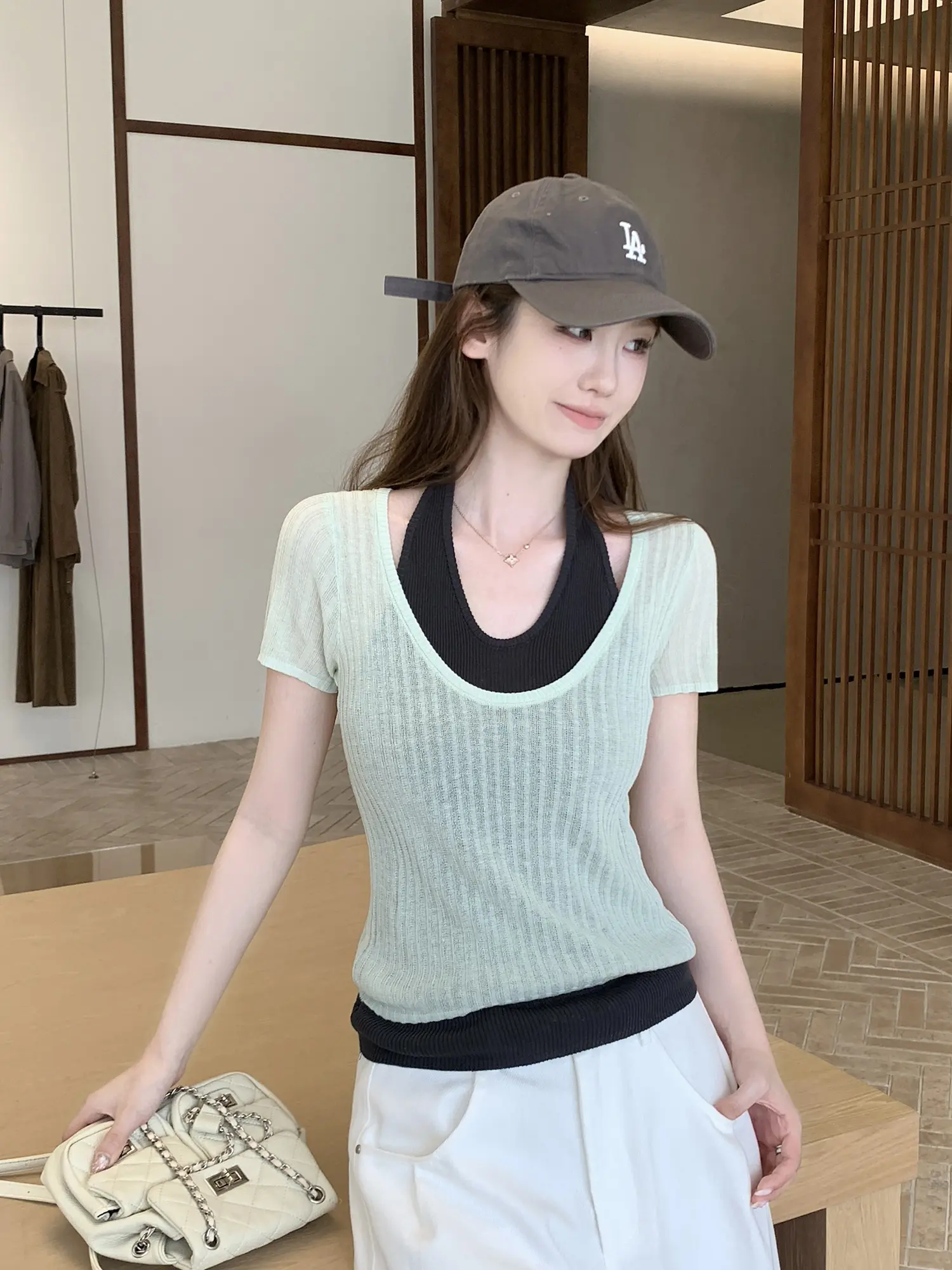 홀터넥 레이어드 니트 반팔 탑 상세 이미지 8