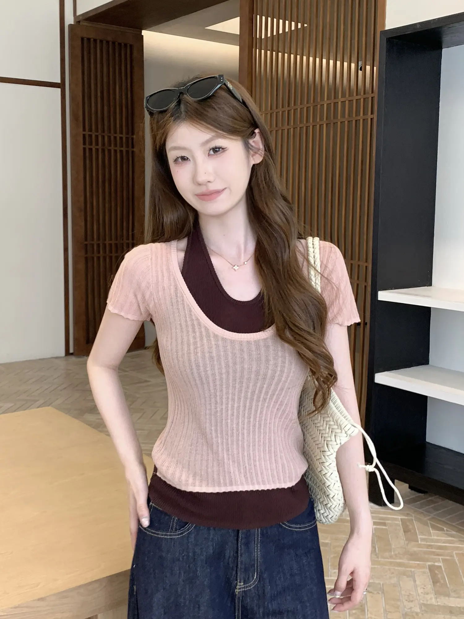 홀터넥 레이어드 니트 반팔 탑 상세 이미지 16