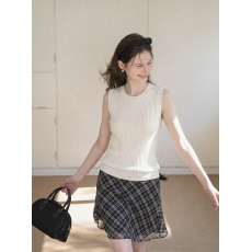批发白色背心吊带<b class='q'>女士</b>2024新款夏季<b class='q'>西装</b>西服打底无袖上衣