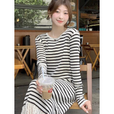 批发今年流行漂亮流苏中长裙秋季女装新款撞色条纹长袖宽松修身连衣裙