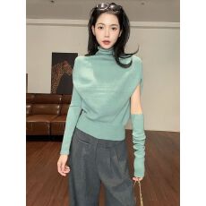 批发<b class='q'>韩版</b>纯色半高领蝙蝠袖拼接袖套针织衫女2025冬季新款气质修身上衣