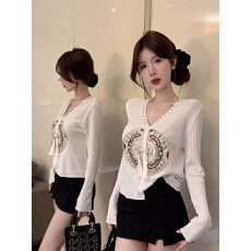 批发国风流苏刺绣针织开衫女春夏别致甜辣妹短款小上衣外套绝美<b class='q'>t</b><b class='q'>恤</b>潮