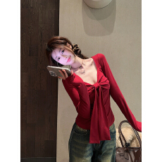 批发蝴蝶结V领<b class='q'>T</b><b class='q'>恤</b>修身显瘦<b class='q'>短款</b>长袖上衣