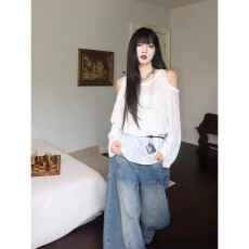 批发白色露肩镂空长袖T恤女<b class='q'>夏</b>宽松显瘦叠穿外搭防晒罩衫针织上衣