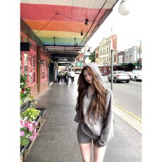 批发灰色慵懒风复古休闲针织套装女早秋季连帽毛衣外套高腰短<b class='q'>裤</b>两件套