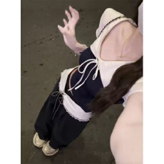 批发气质一整套ootd穿搭设计感不撞款复古v领短袖上衣<b class='q'>休闲裤</b>两