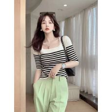 批发方领<b class='q'>条纹</b>拼色针织短袖女2026夏季新款修身显瘦法式气质打底<b class='q'>T</b><b class='q'>恤</b>薄