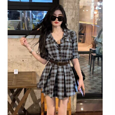 批发原版面料 韩系格纹衬<b class='q'>衫</b>连衣裙2026新款女装设计感小众裙子高级感