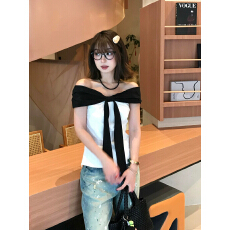 批发已出货 纯棉高级感蝴蝶结<b class='q'>一字肩</b>撞色T恤夏季新款设计感修身气质