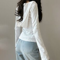 批发已出货 薄款长袖防晒外套女夏季新款小众<b class='q'>修身</b>连帽开衫
