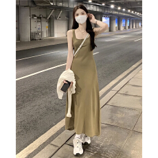 批发裙子女夏季赫本风吊带连衣裙<b class='q'>新款</b>中长款内搭修身显瘦针织背心长裙